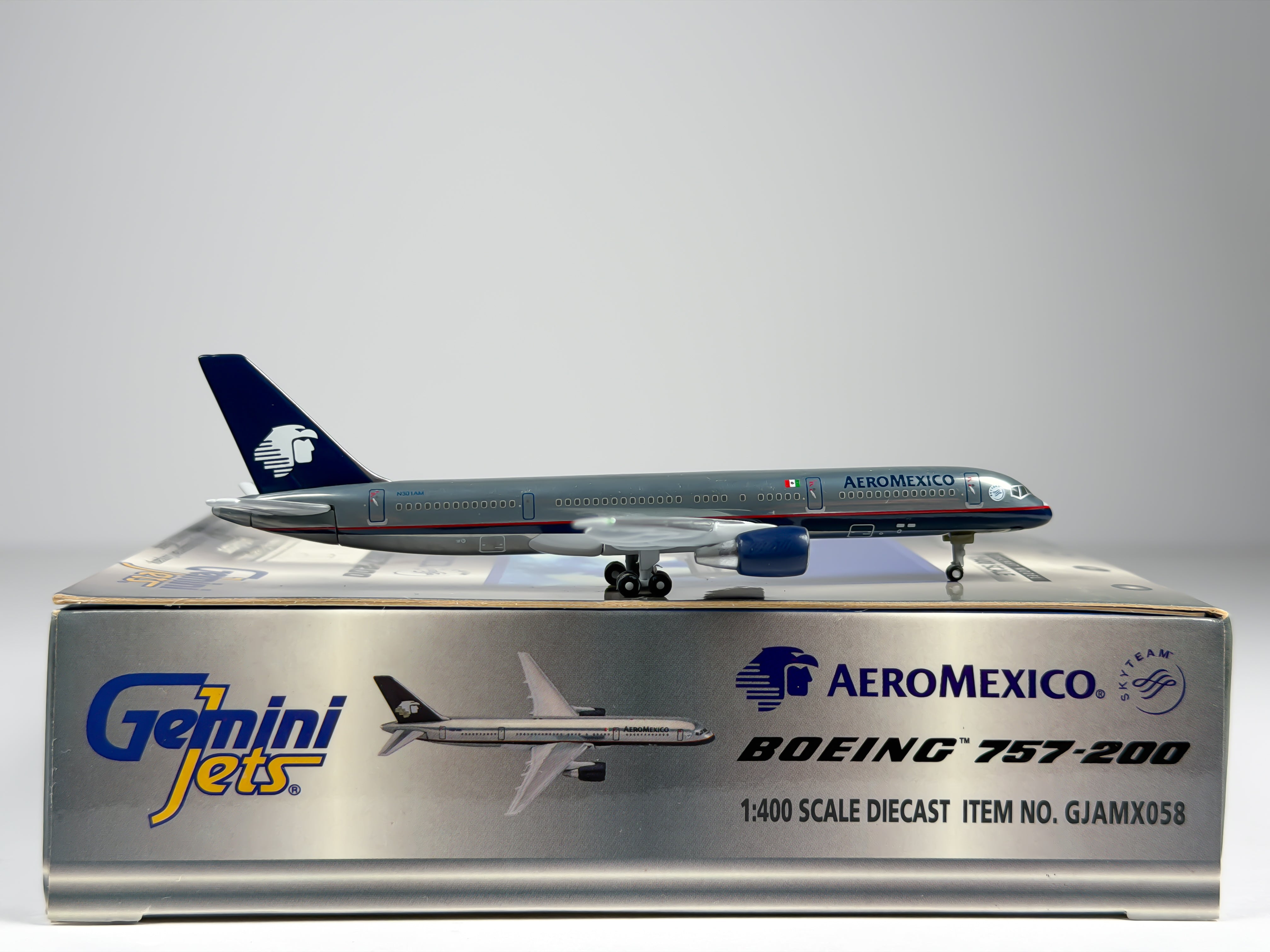 Aeromexico Boeing 757-200 1:400 Gemini Jets N301AM (GJAMX058)