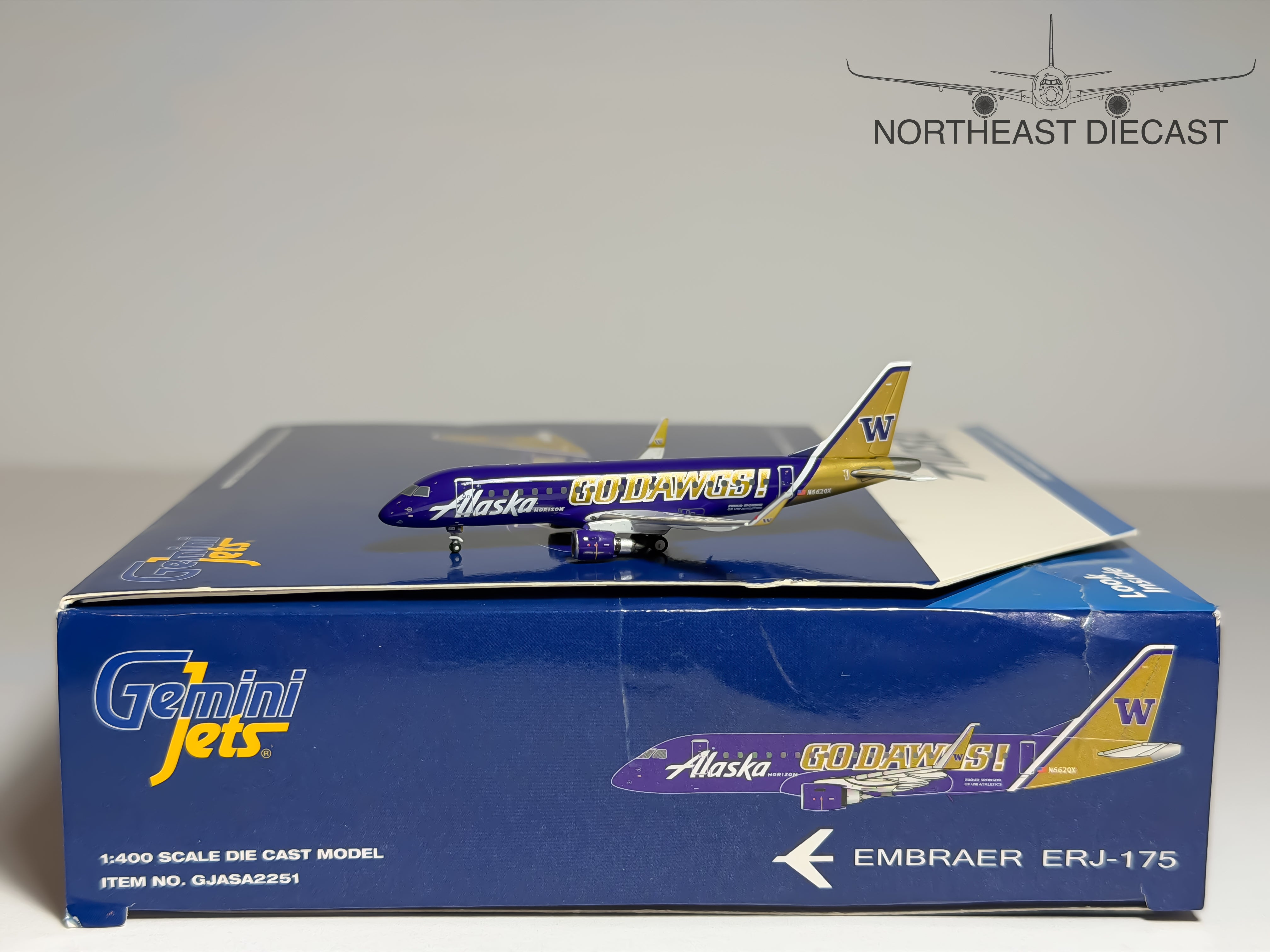 Alaska Airlines Embraer E175 1:400 Gemini Jets N662QX (GJASA2251)