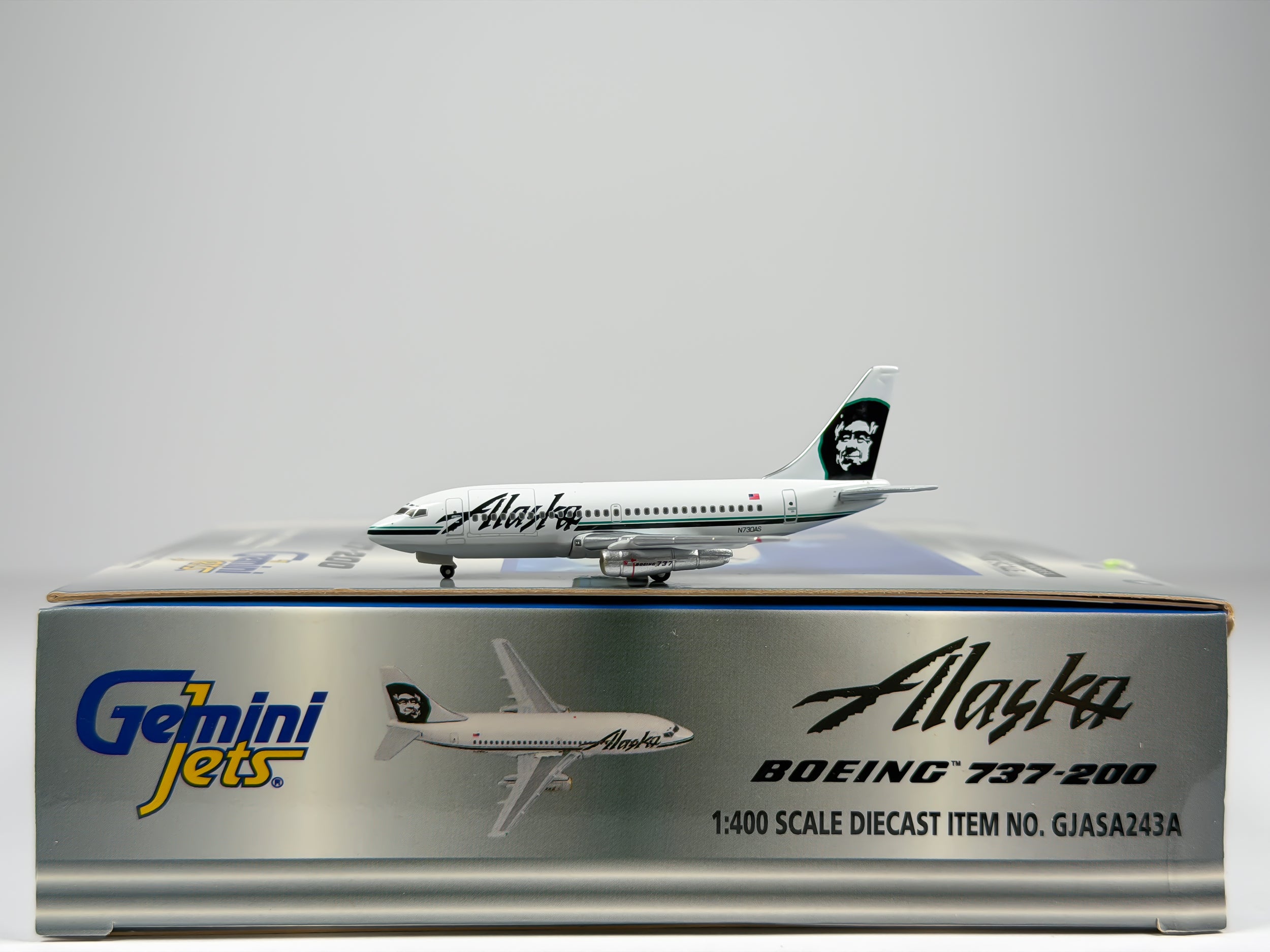 Alaska Airlines Boeing 737-200 1:400 Gemini Jets N730AS (GJASA243A)