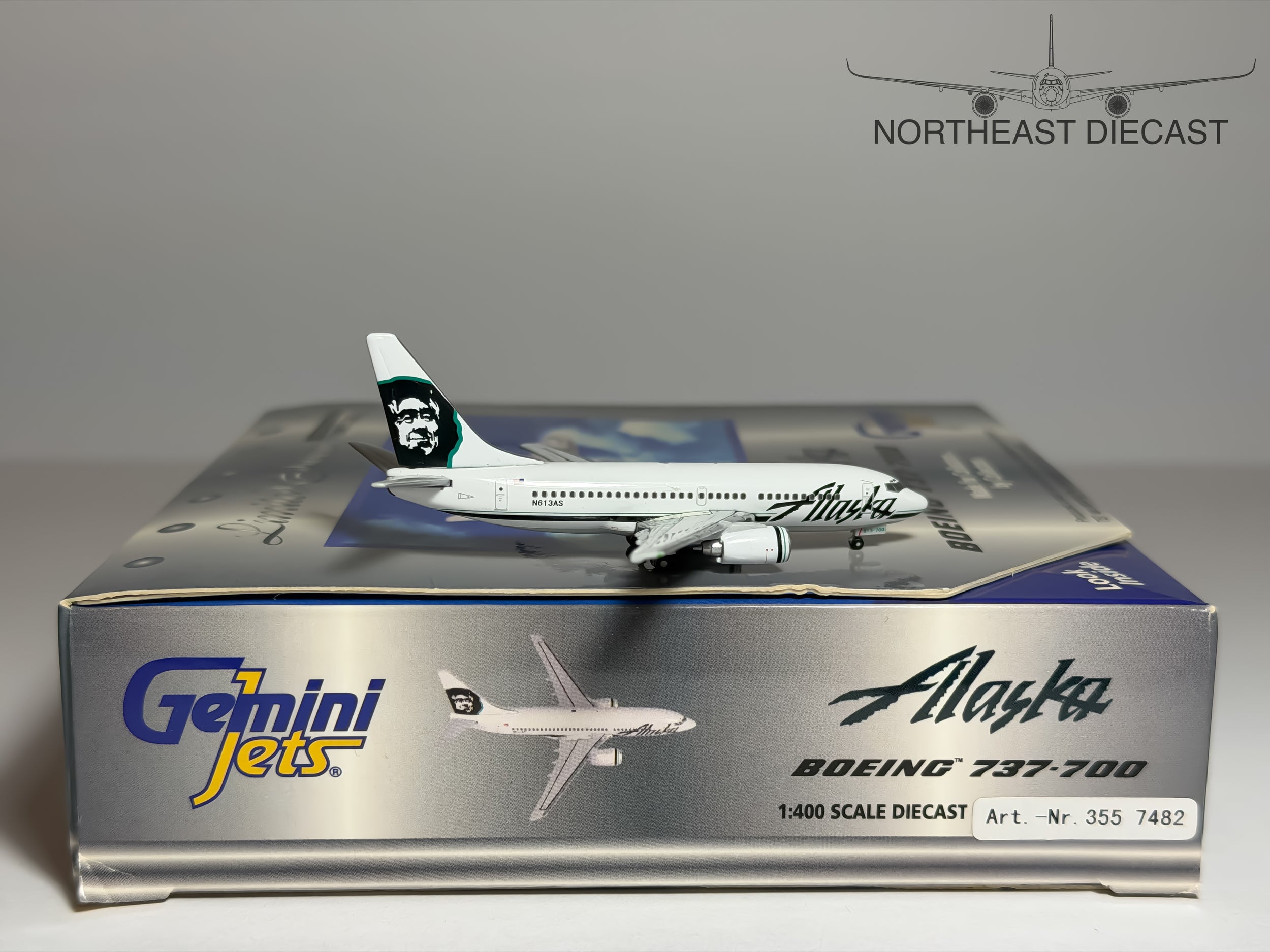 Alaska Airlines Boeing 737-700 1:400 Gemini Jets N613AS (GJASA381)