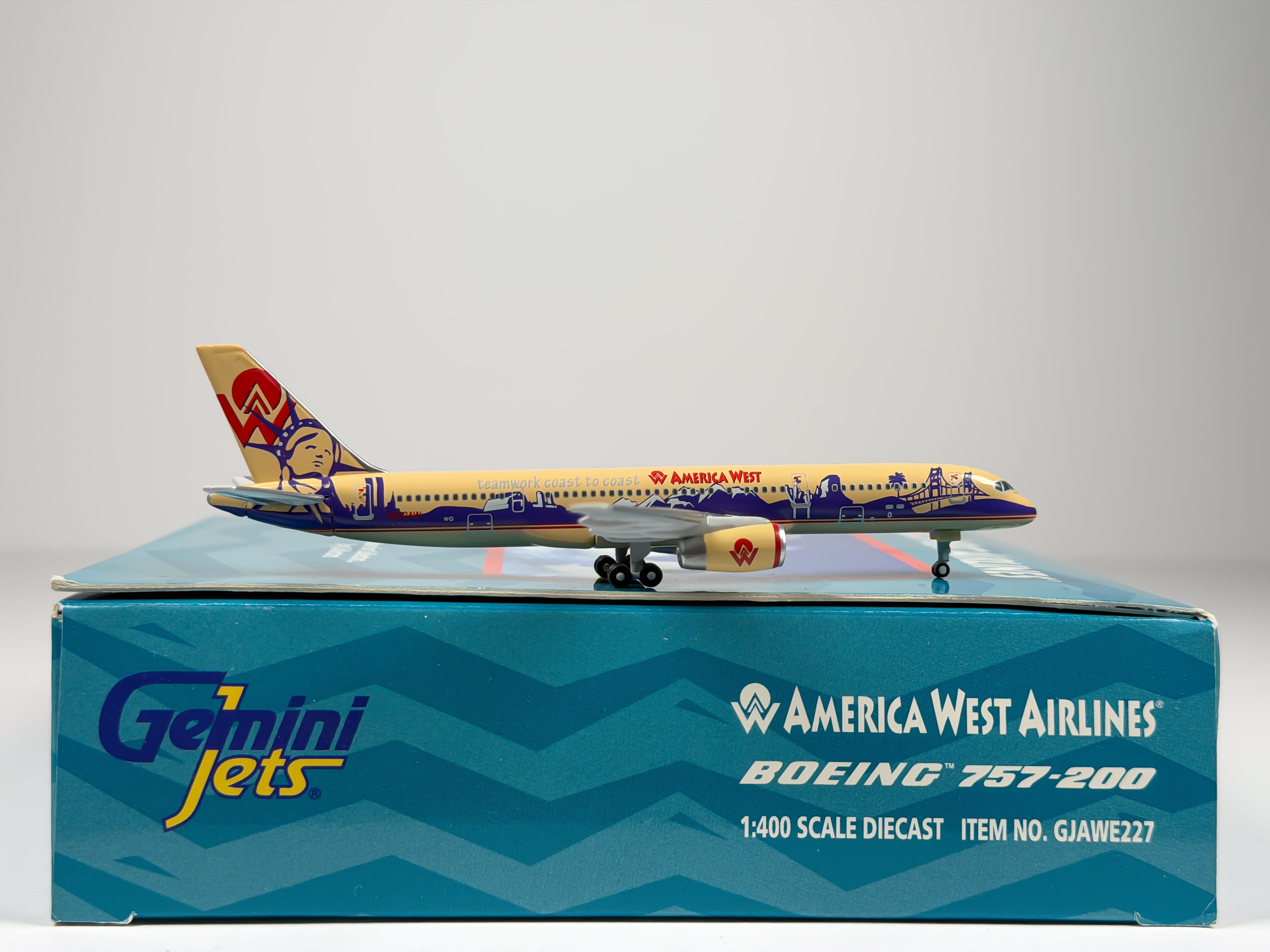America West Boeing 757-200 1:400 Gemini Jets N902AW (GJAWE227)