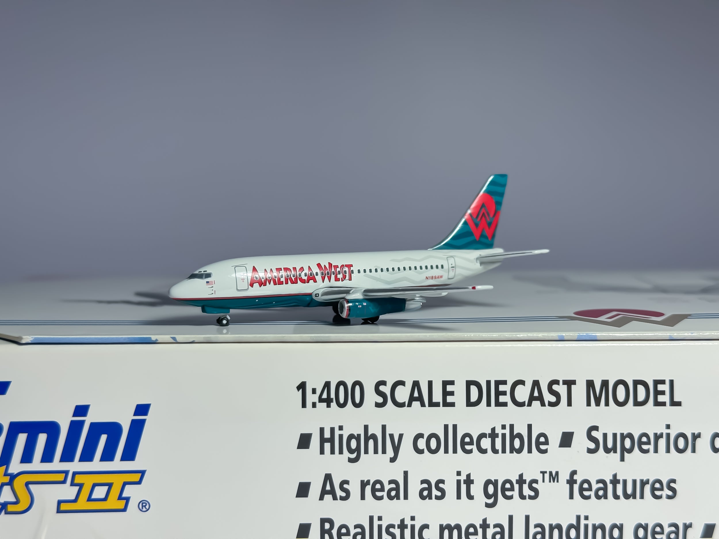 America West Boeing 737-200 1:400 Gemini Jets N126AW & N189AW (GJAWE542)