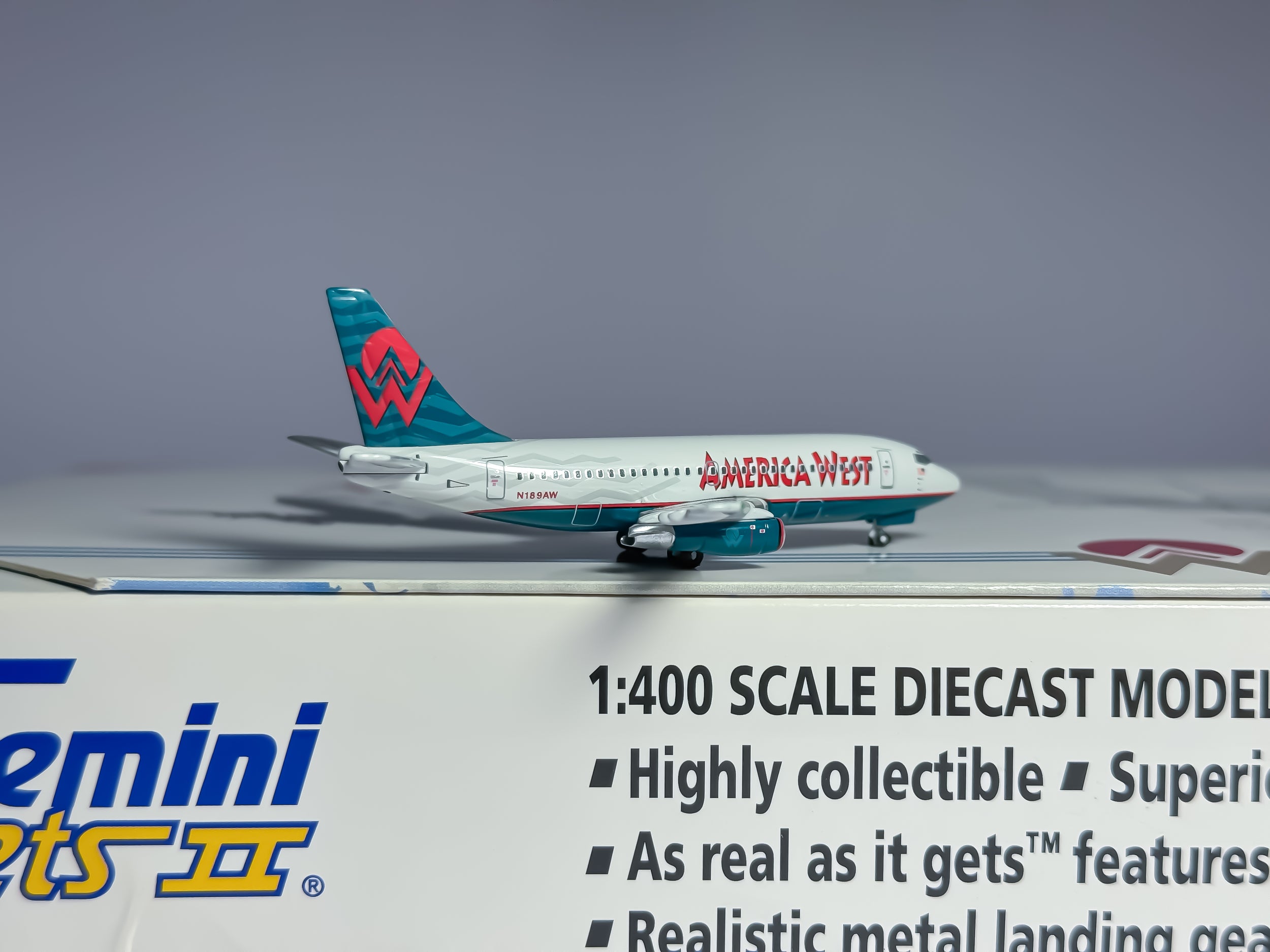 America West Boeing 737-200 1:400 Gemini Jets N126AW & N189AW (GJAWE542)