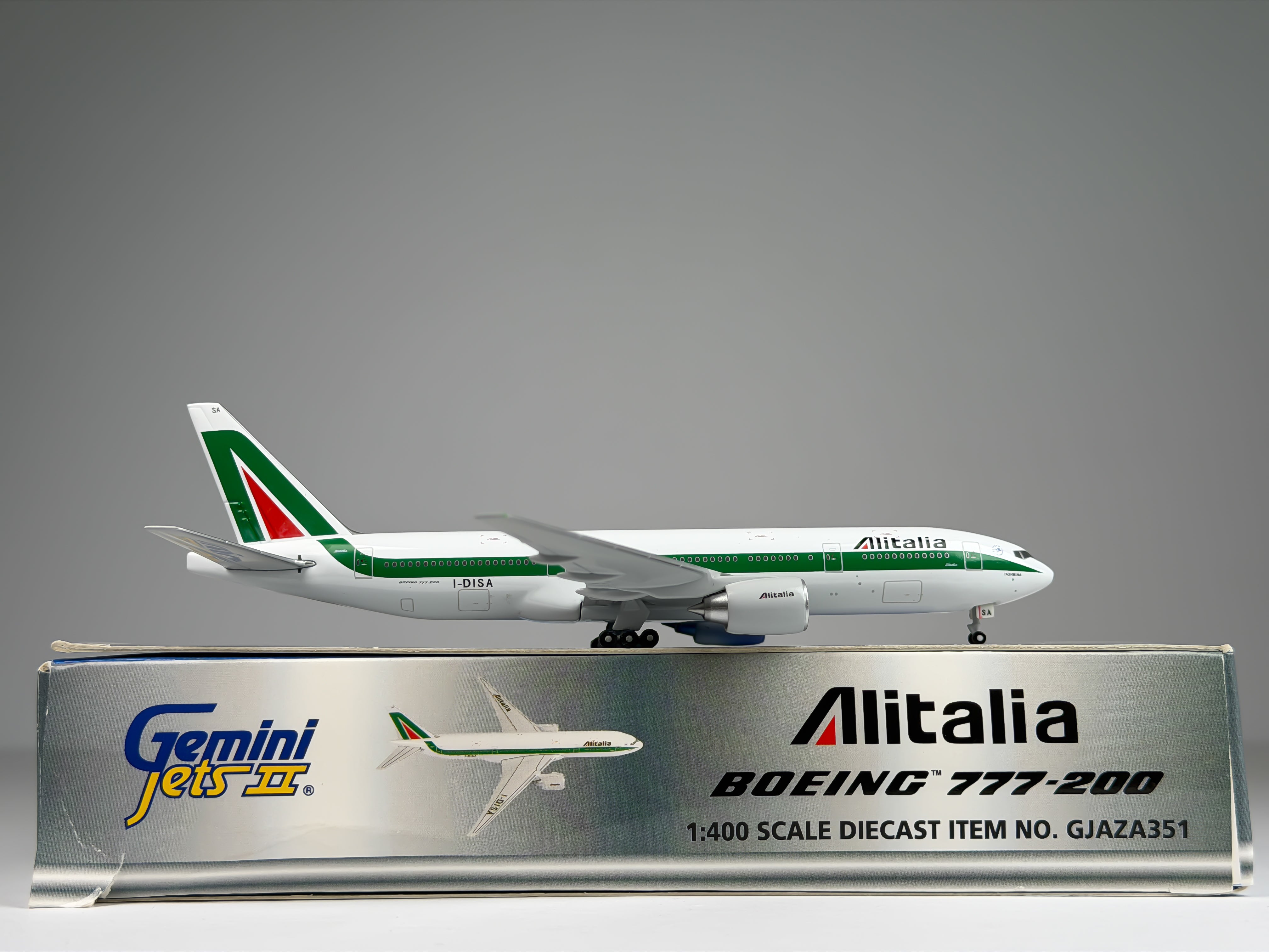 Alitalia Boeing 777-200 1:400 Gemini Jets I-DISA (GJAZA351)