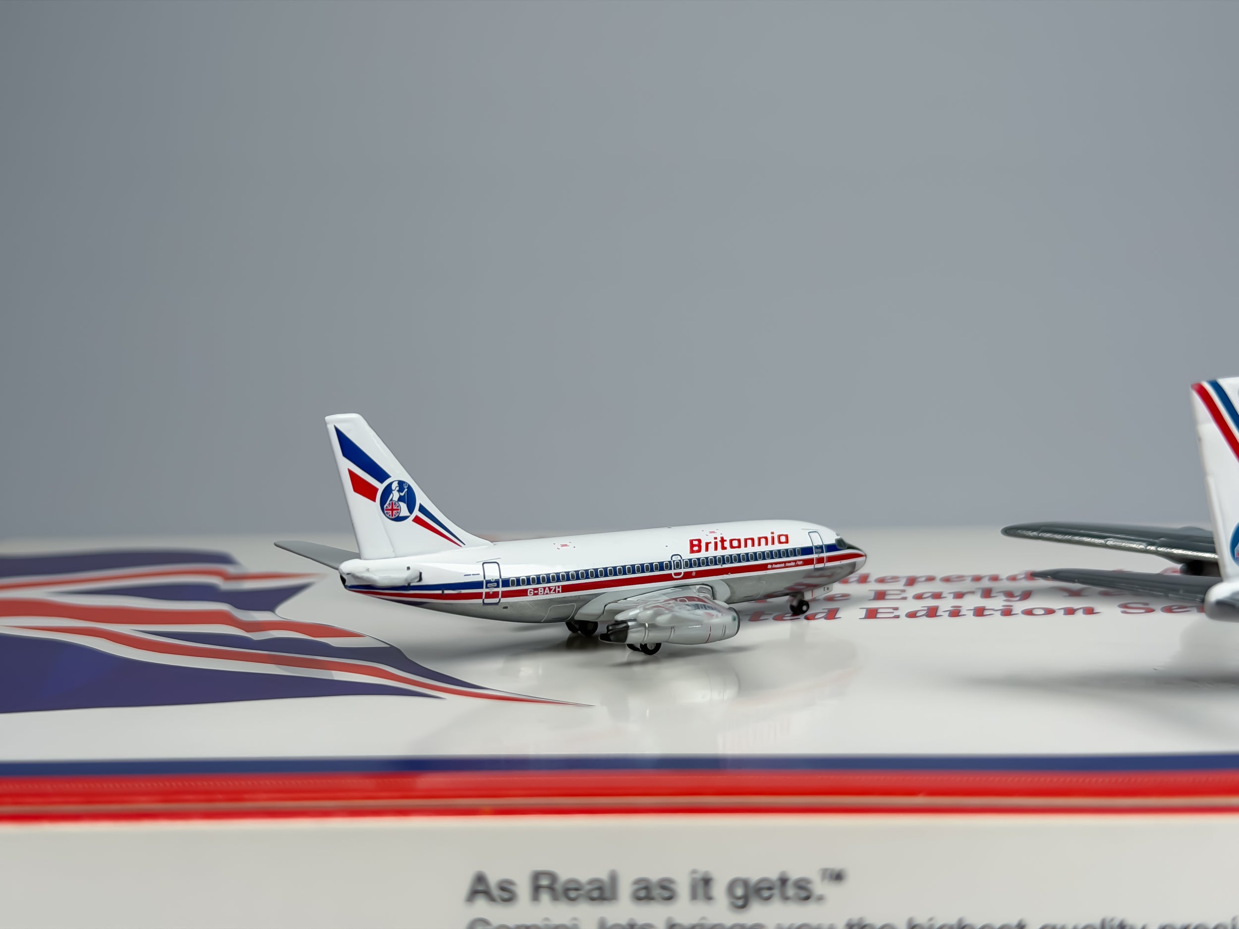 Britannia Airways Boeing 737-200 & 707-300 1:400 Gemini Jets G-BAZH & G-AYSI (GJBAL610)