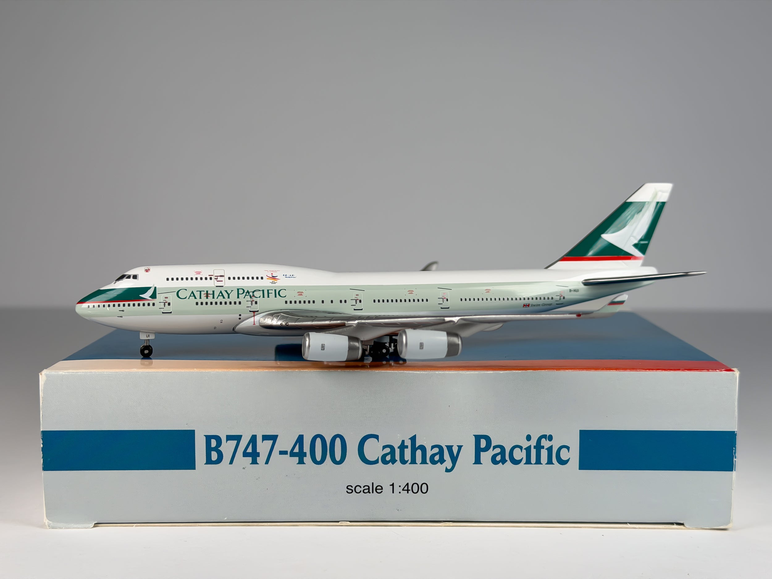 Cathay Pacific Boeing 747-400 1:400 Gemini Jets B-HUI (GJBHUI)