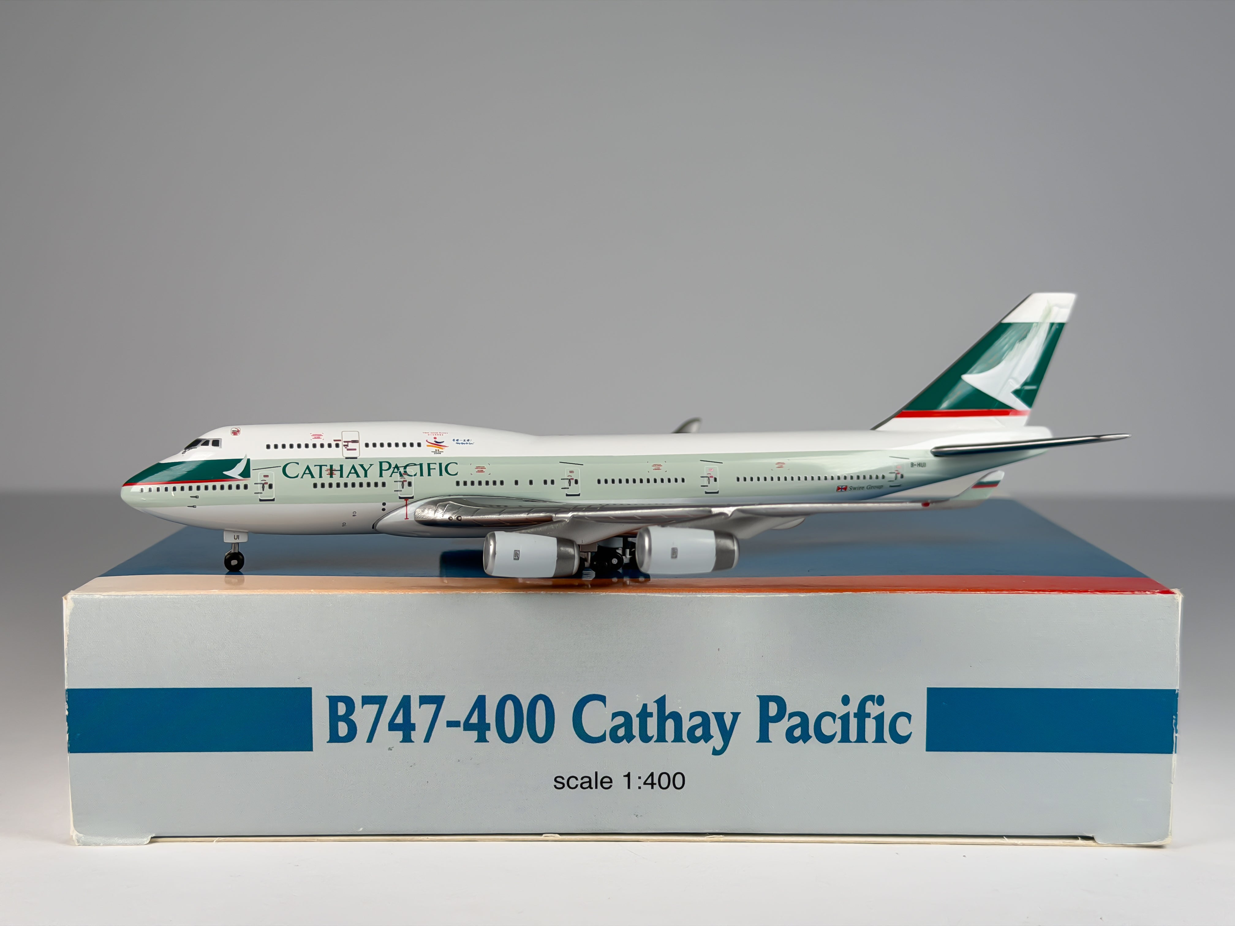 Cathay Pacific Boeing 747-400 1:400 Gemini Jets B-HUI (GJBHUI)