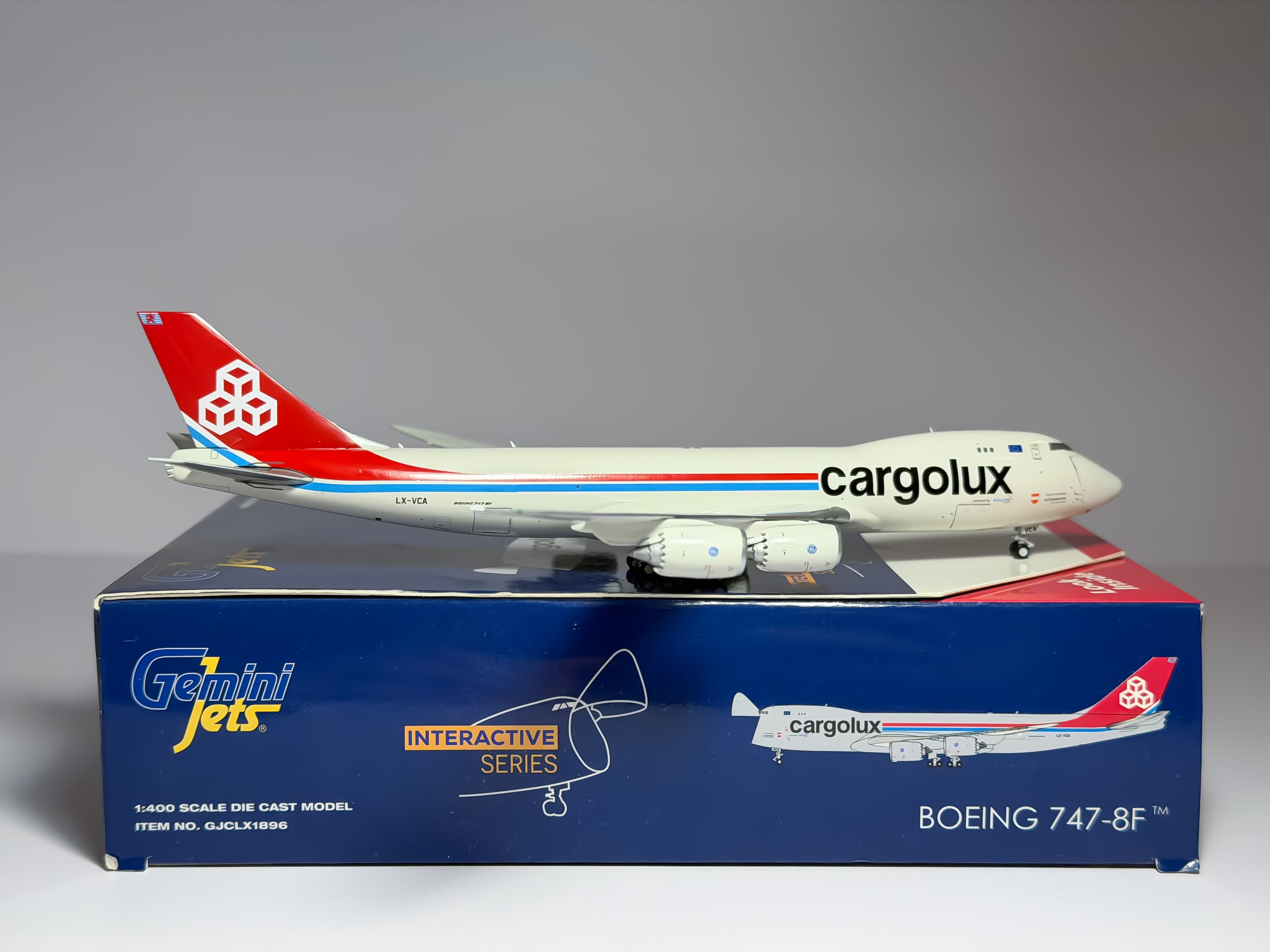 Cargolux Boeing 747-8F 1:400 Gemini Jets LX-VCA (GJCLX1896)