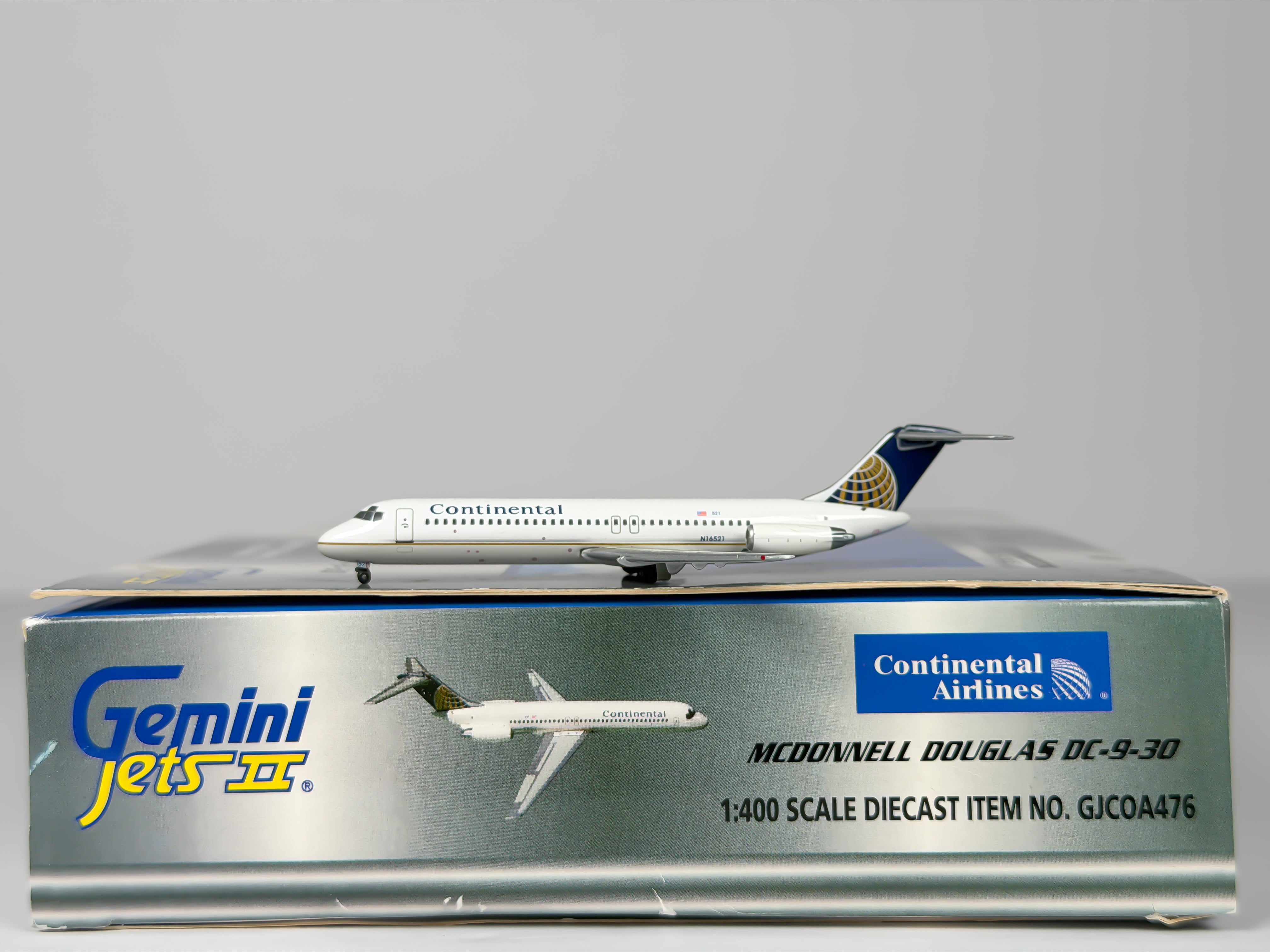 Continental Airlines Douglas DC-9-30 1:400 Gemini Jets N16521 (GJCOA476)