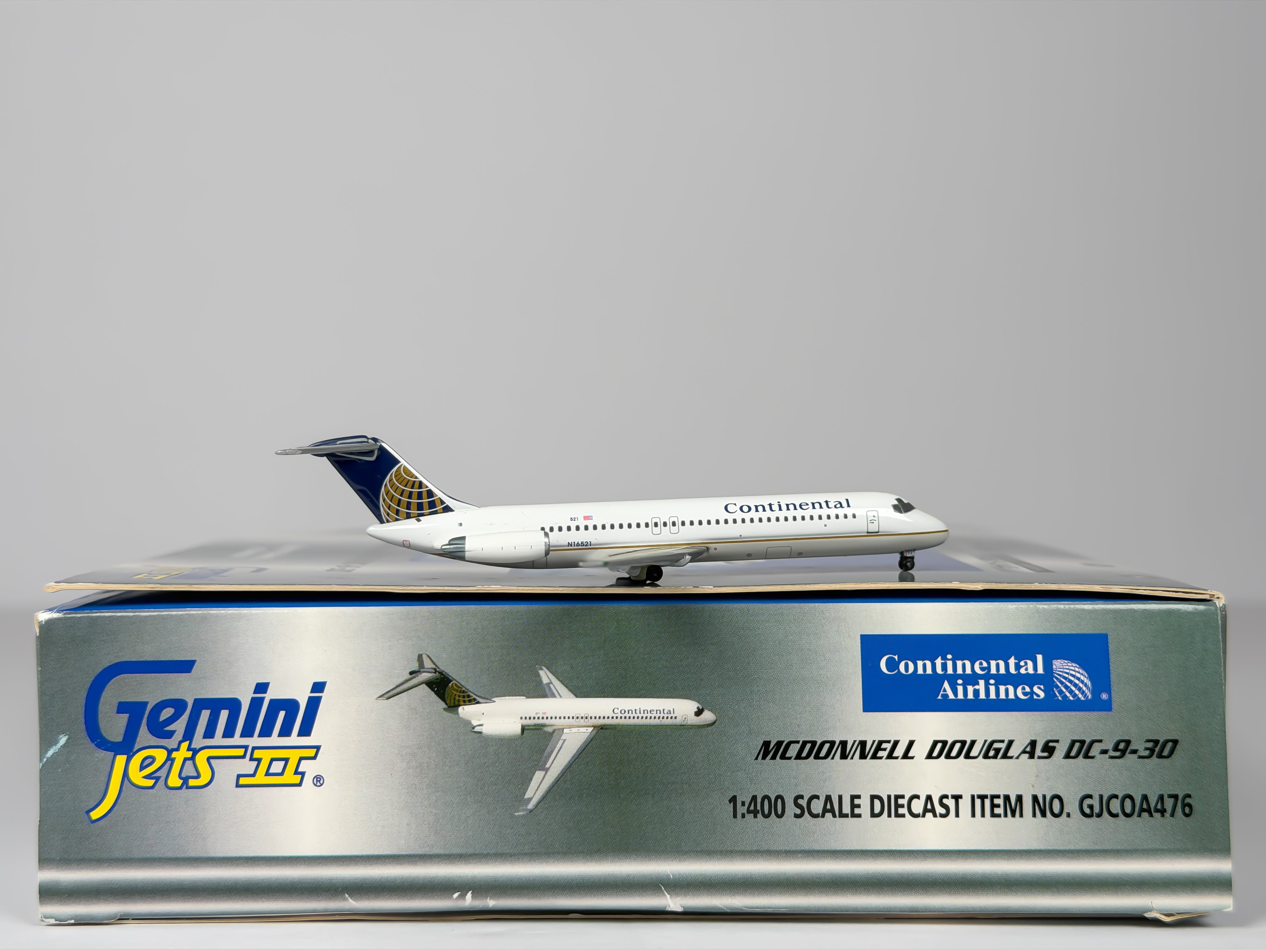 Continental Airlines Douglas DC-9-30 1:400 Gemini Jets N16521 (GJCOA476)