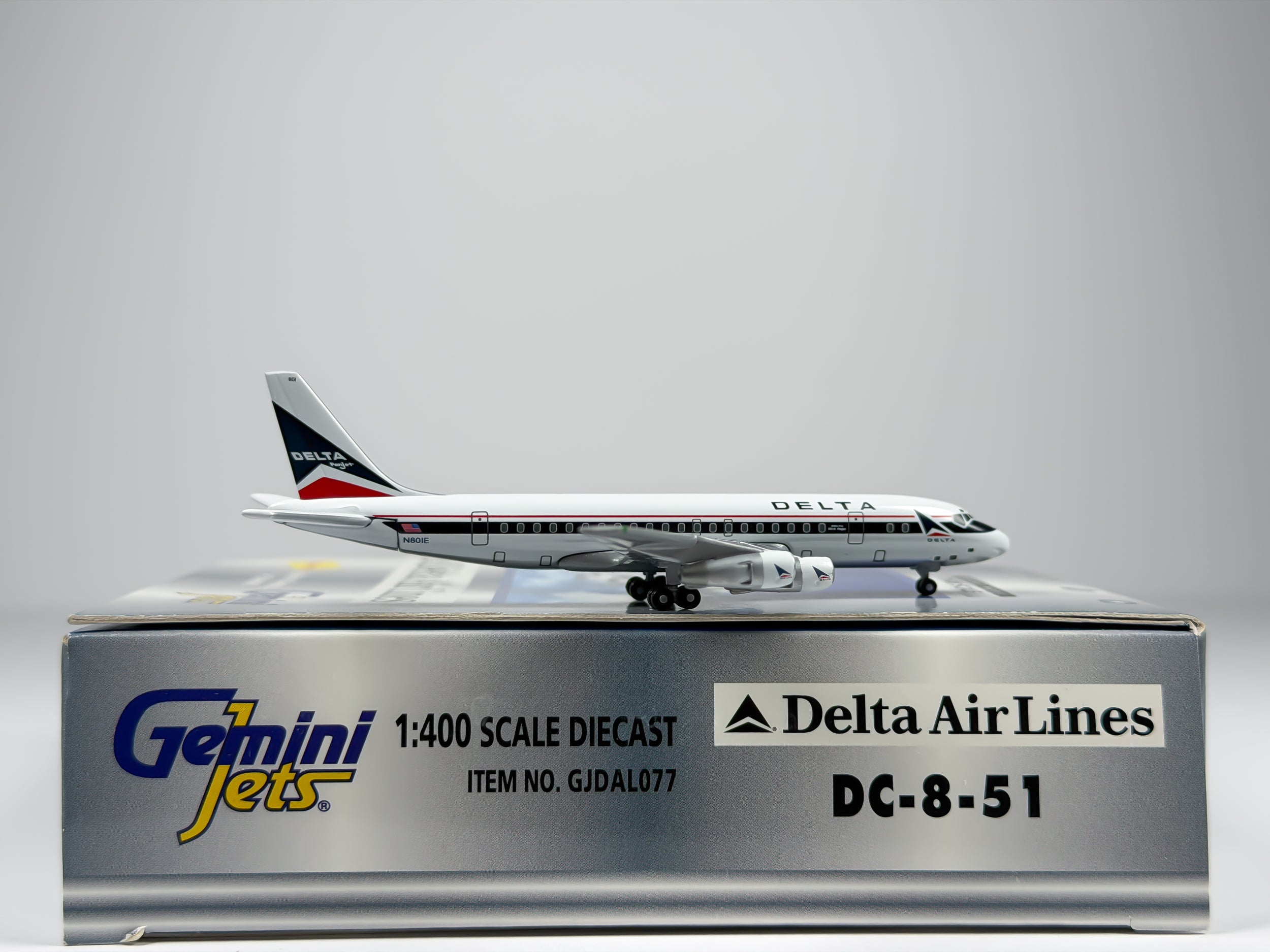 Delta Air Lines Douglas DC-8-50 1:400 Gemini Jets N801E (GJDAL077)