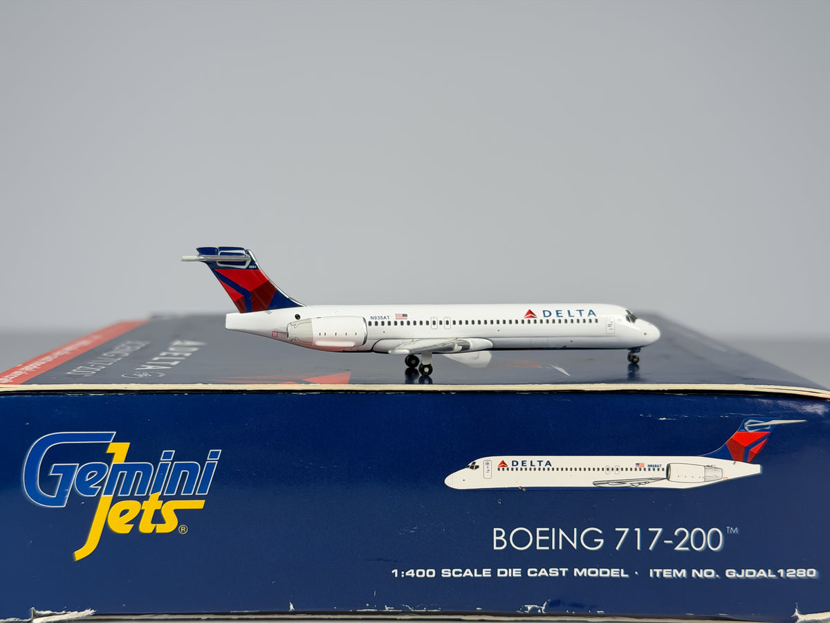 Delta Air Lines Boeing 717-200 1:400 Gemini Jets N935AT (GJDAL1280)