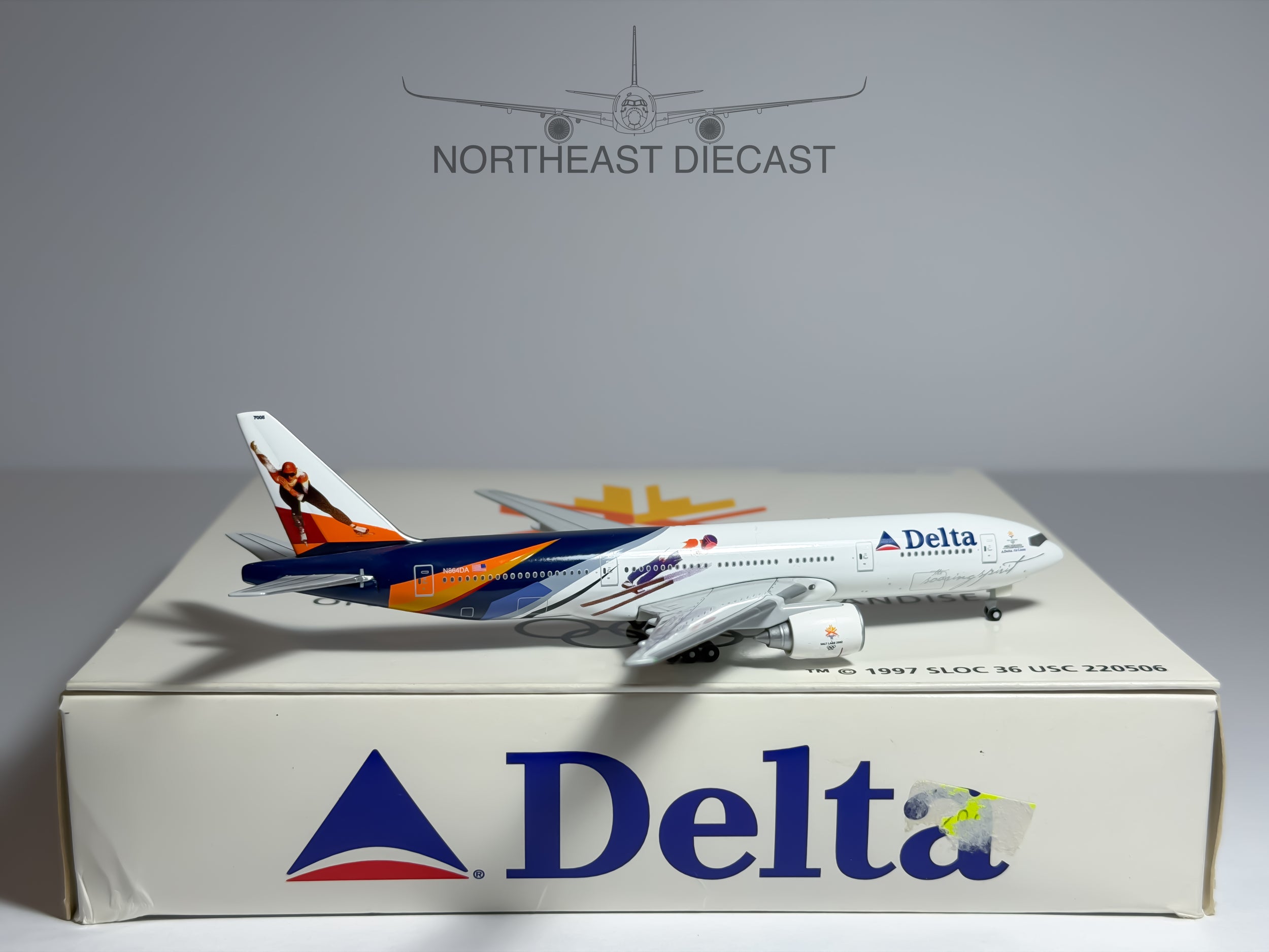 Delta Air Lines Boeing 777-200 1:400 Gemini Jets N864DA (GJDAL128)