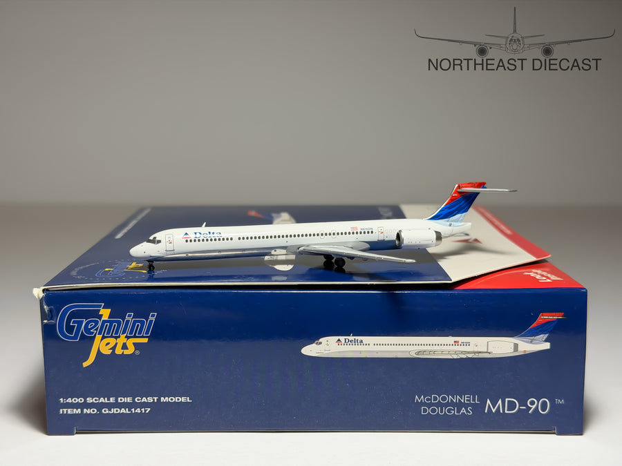 Delta Air Lines McDonnell Douglas MD-90 1:400 Gemini Jets N910DN (GJDAL1417)