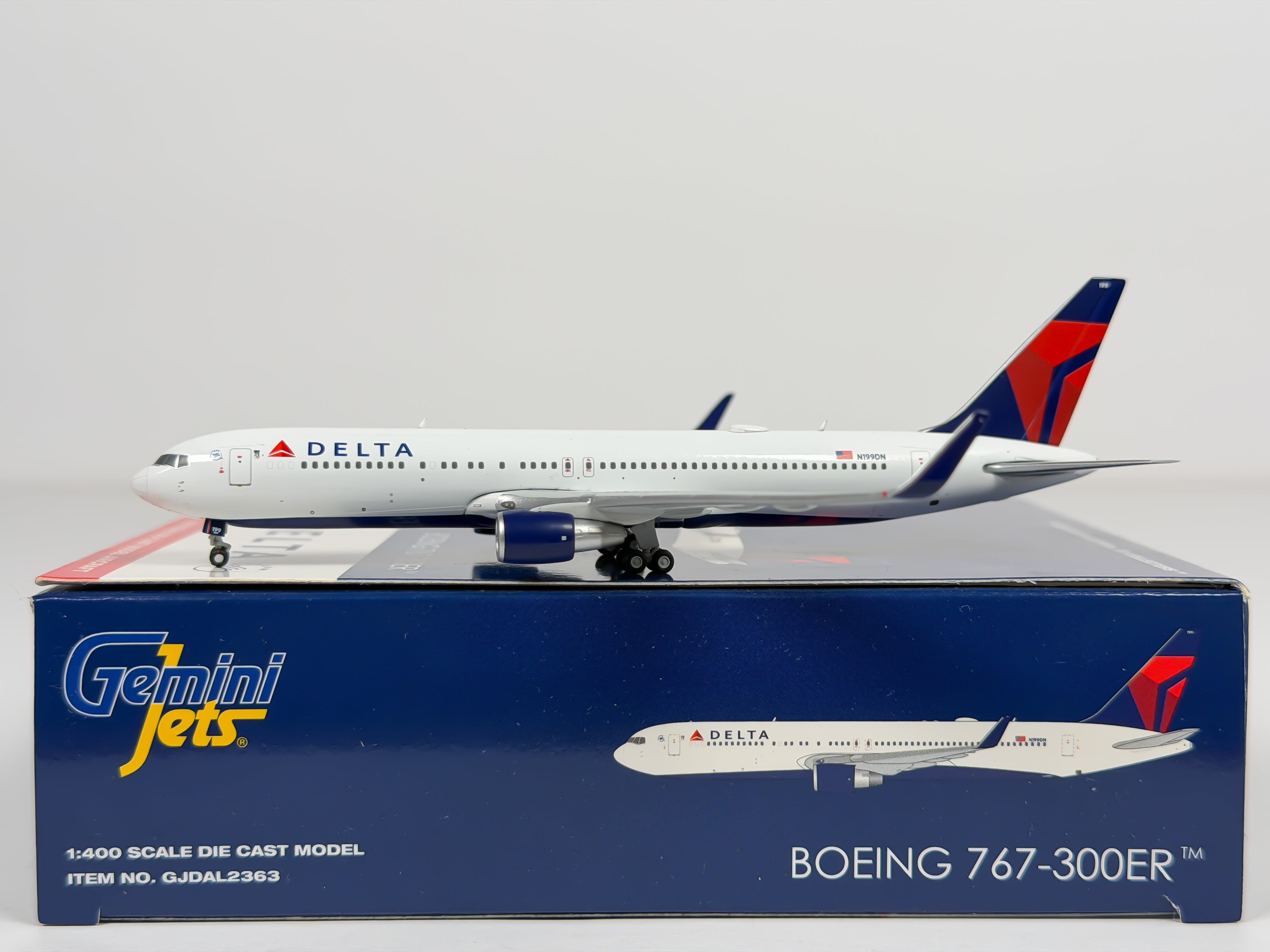 Delta Air Lines Boeing 767-300 1:400 Gemini Jets N199DN (GJDAL2363)