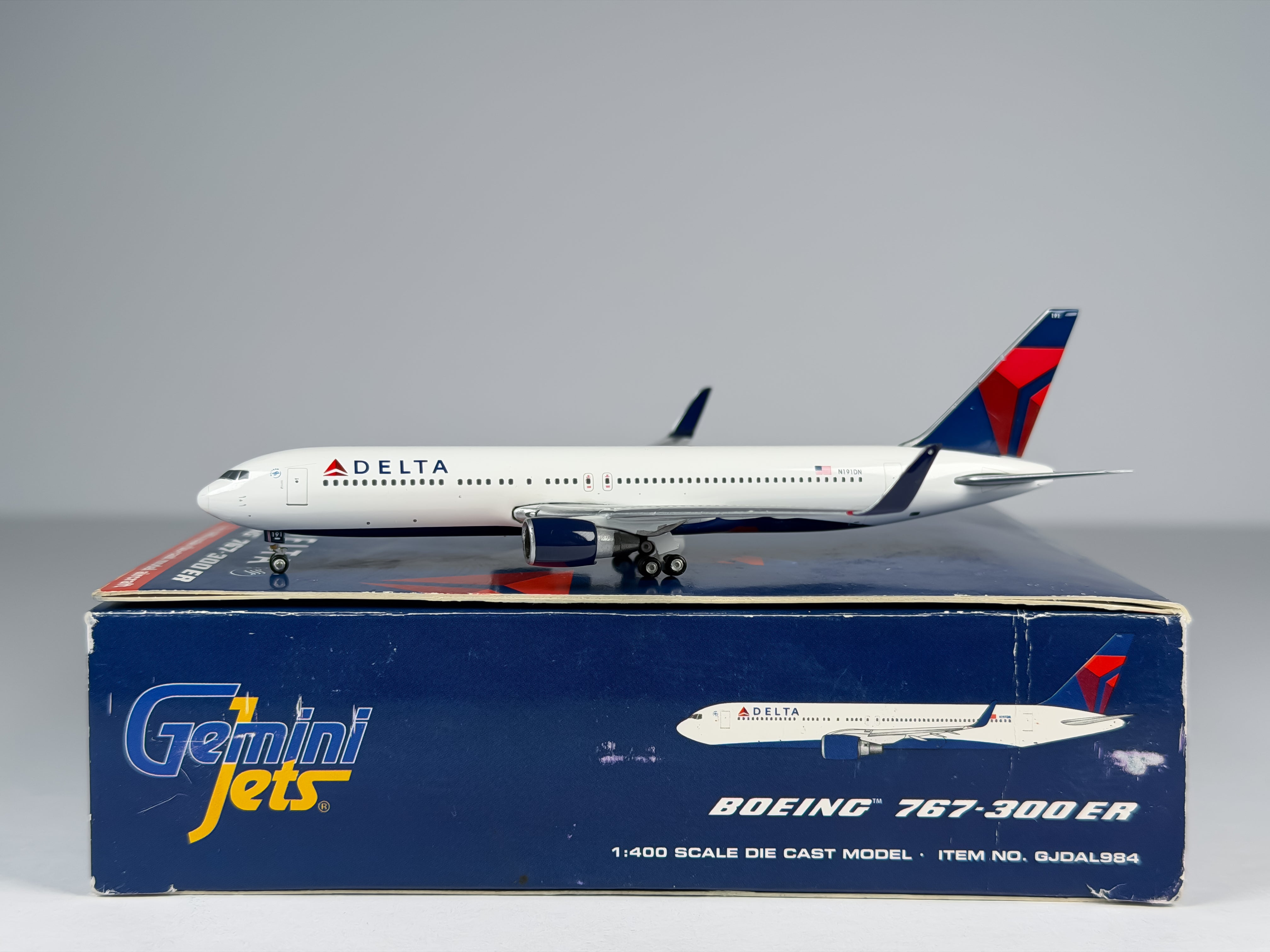 Delta Air Lines Boeing 767-300 1:400 Gemini Jets N191DN (GJDAL984)