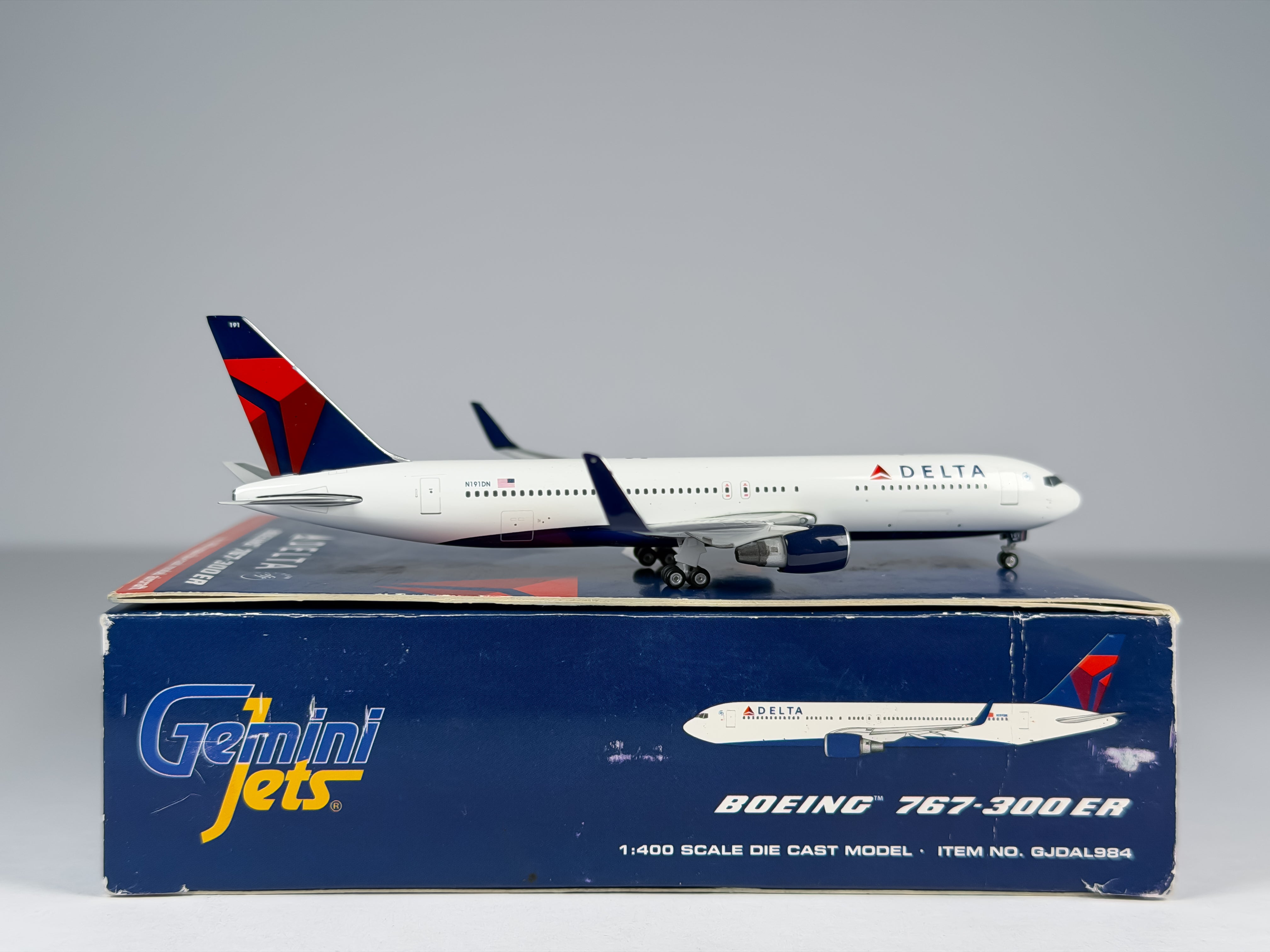 Delta Air Lines Boeing 767-300 1:400 Gemini Jets N191DN (GJDAL984)