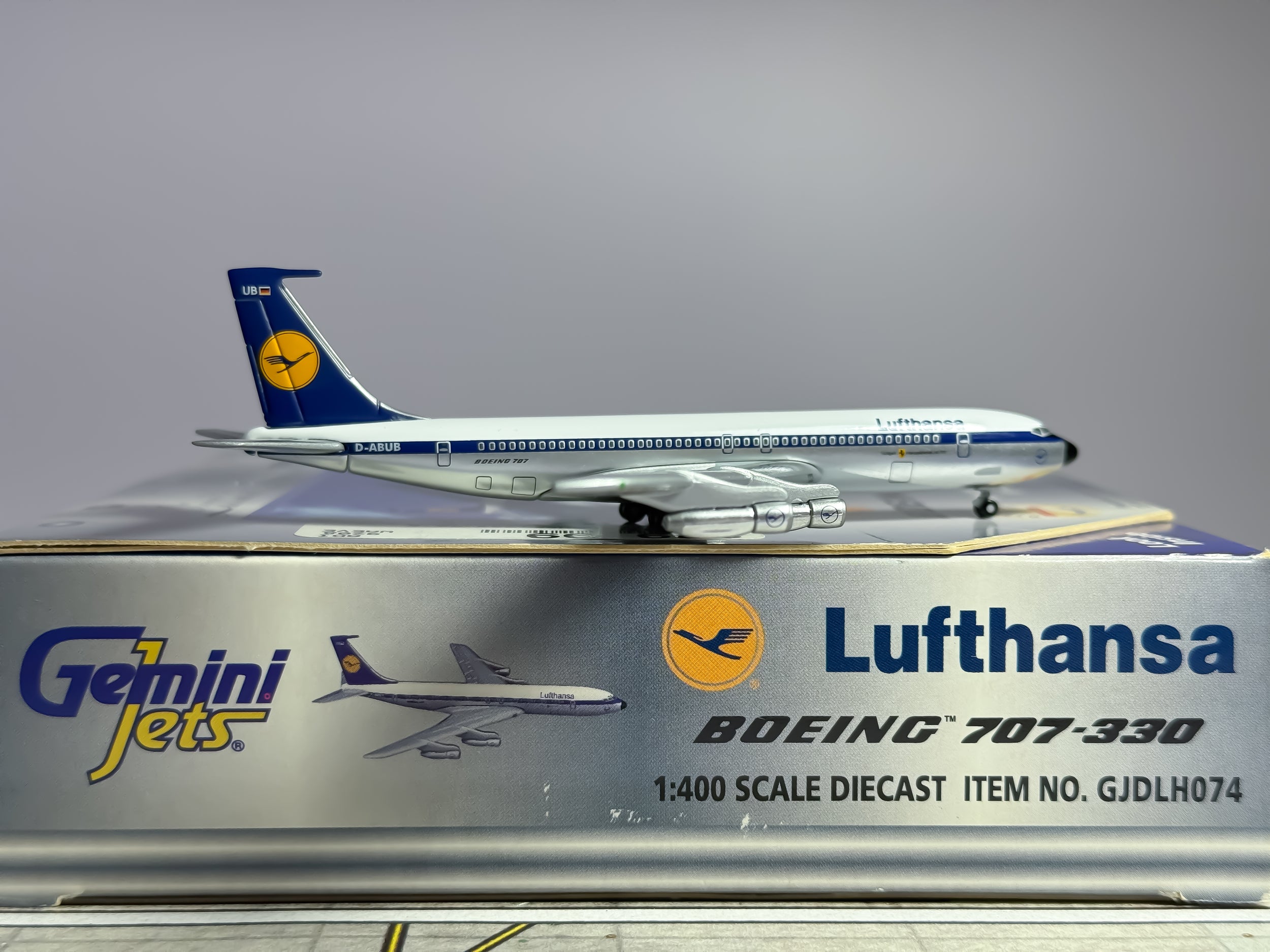 Lufthansa Boeing 707-300 1:400 Gemini Jets D-ABUB (GJDLH074)