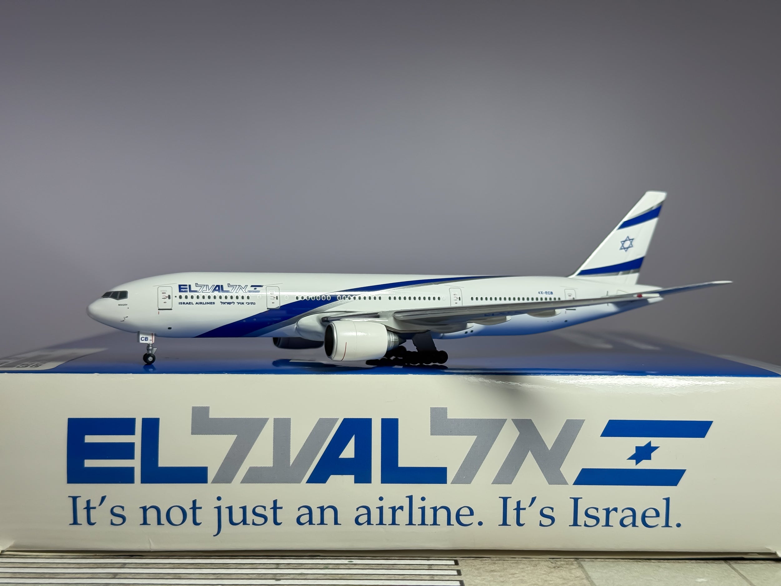 El Al Israel Airlines Boeing 777-200 1:400 Gemini Jets 4X-ECB (GJELY583)