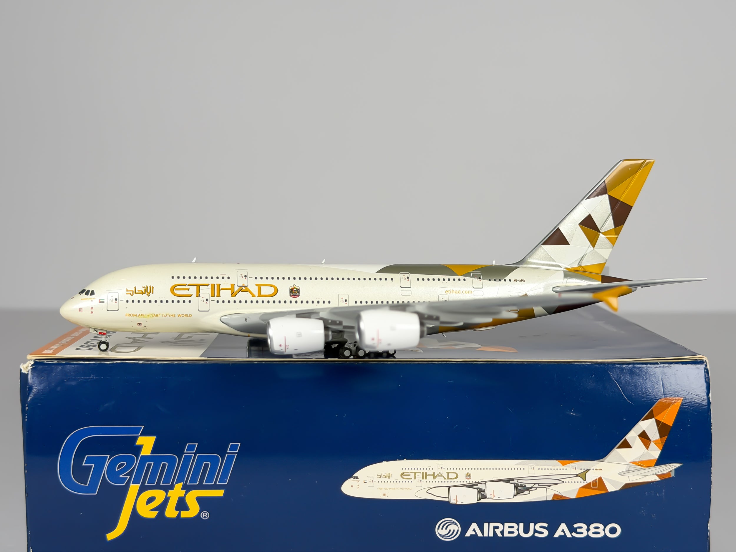 Etihad Airways Airbus A380-800 1:400 Gemini Jets A6-APA (GJETD1425)