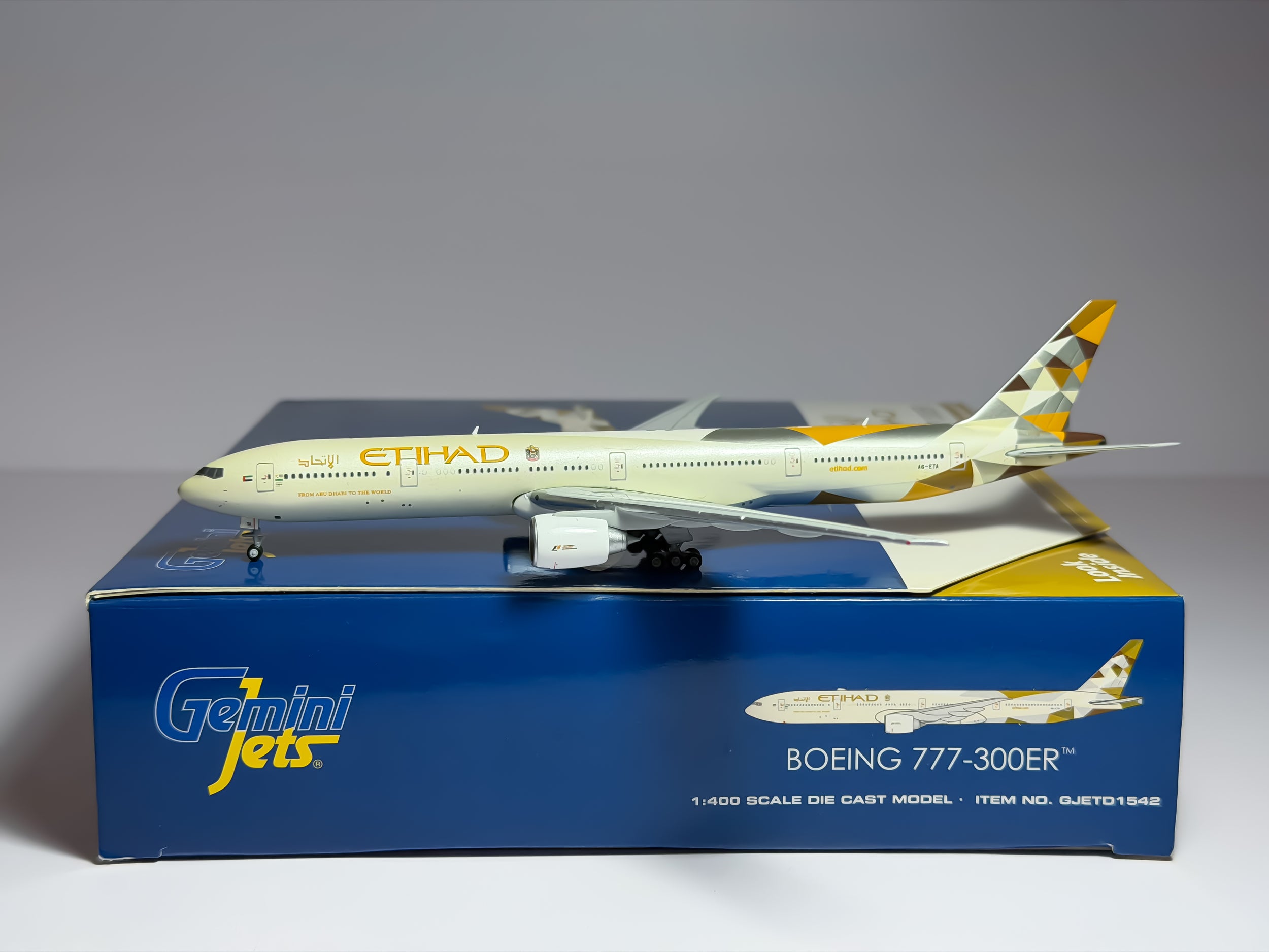 Etihad Airways Boeing 777-300ER 1:400 Gemini Jets A6-ETA (GJETD1542)