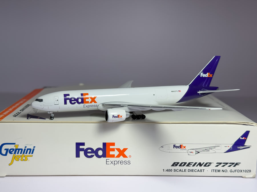 FedEx Express Boeing 777-200F 1:400 Gemini Jets N882FD (GJFDX1029)