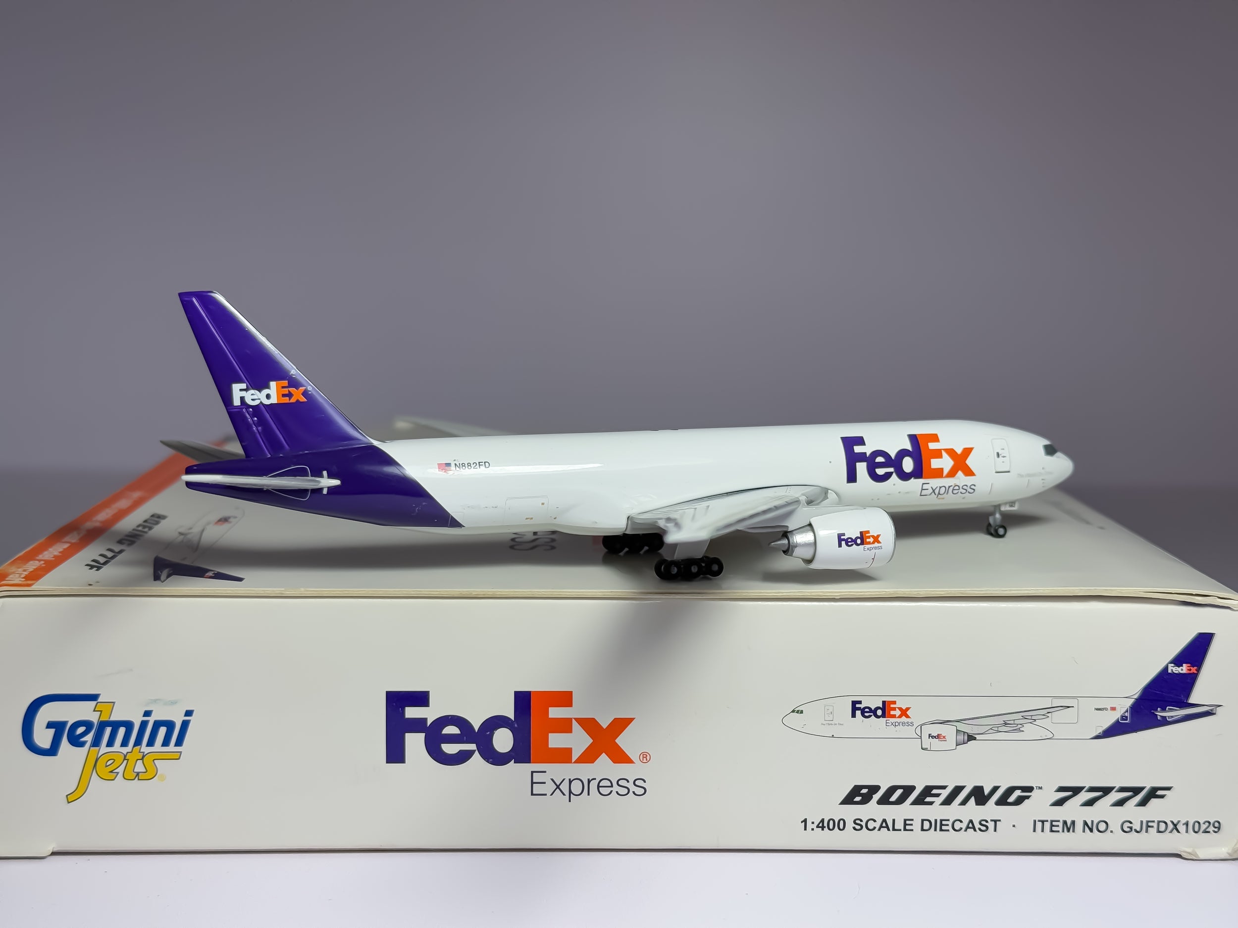 FedEx Express Boeing 777-200F 1:400 Gemini Jets N882FD (GJFDX1029)
