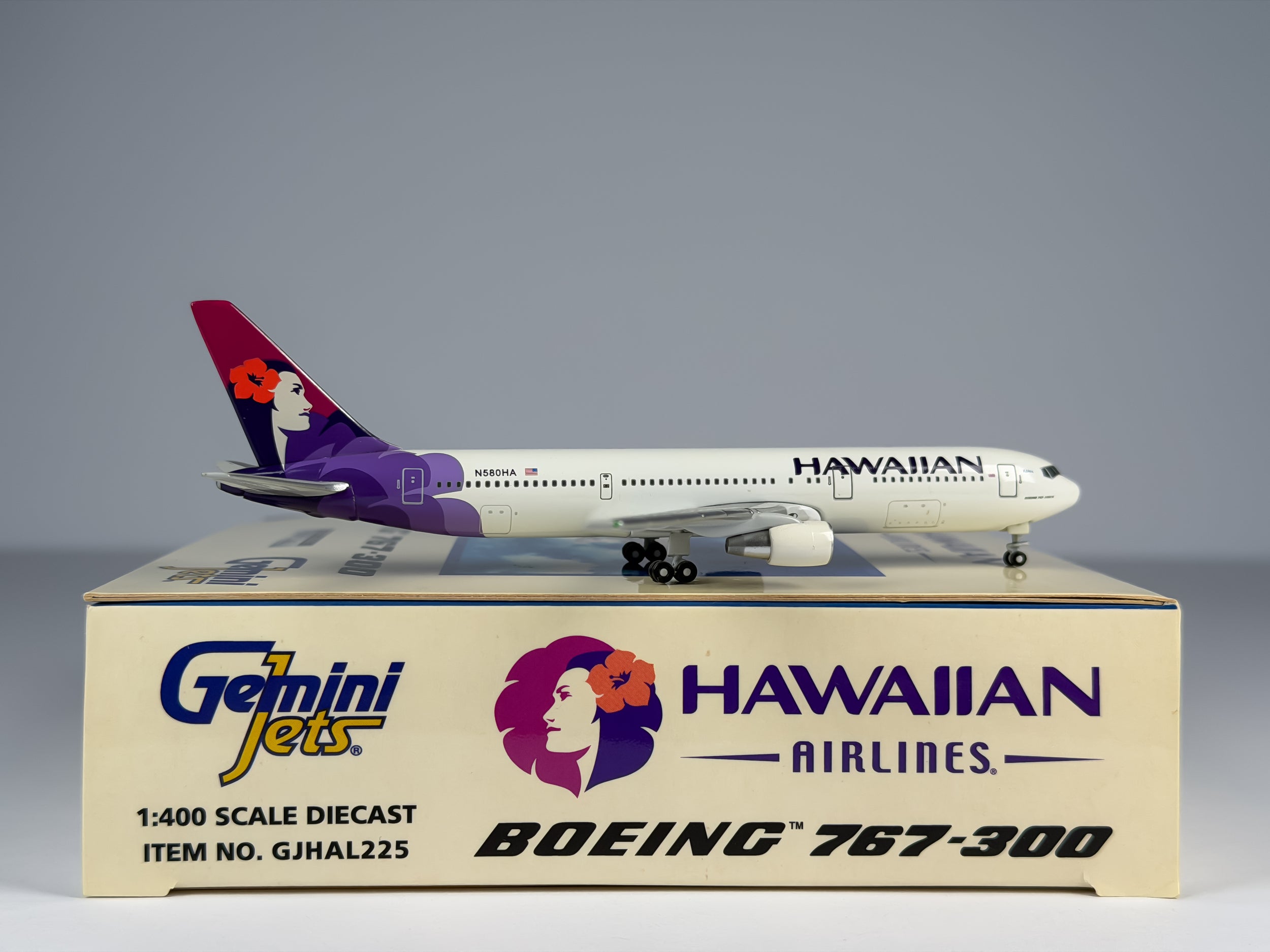 Hawaiian Airlines Boeing 767-300 1:400 Gemini Jets N580HA (GJHAL225)