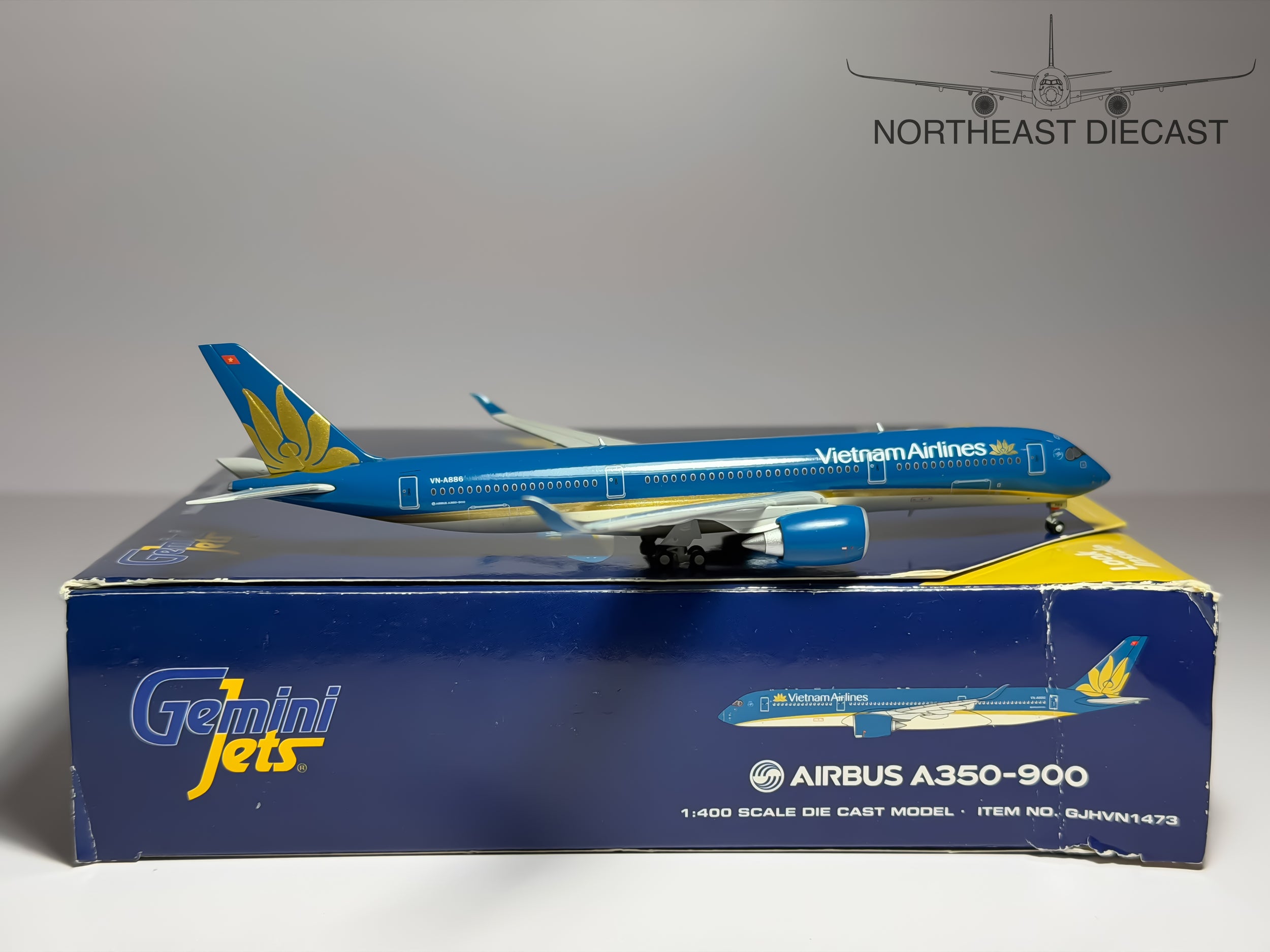 Vietnam Airlines Airbus A350-900 1:400 Gemini Jets VN-A886 (GJHVN1473)