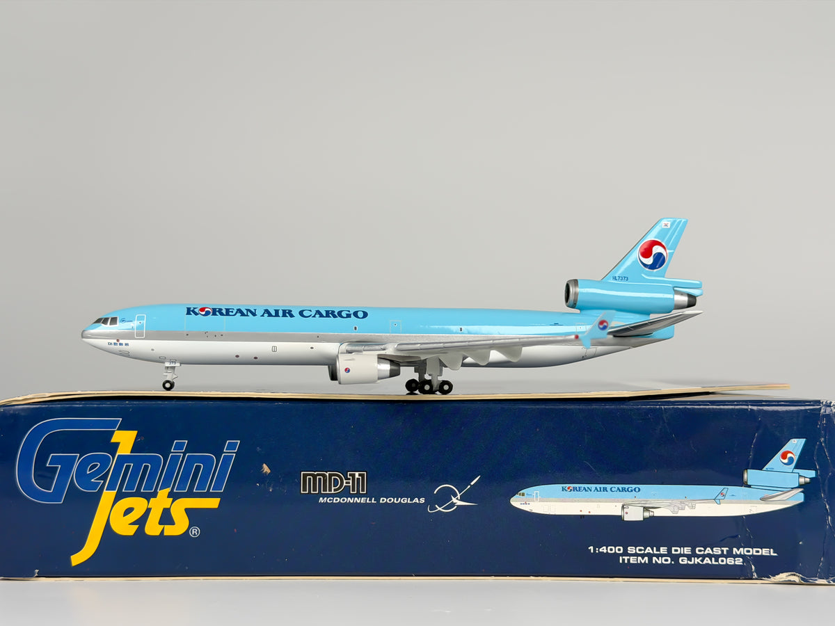 Korean Air Cargo McDonnell Douglas MD-11F 1:400 Gemini Jets HL7373 (GJKAL062)