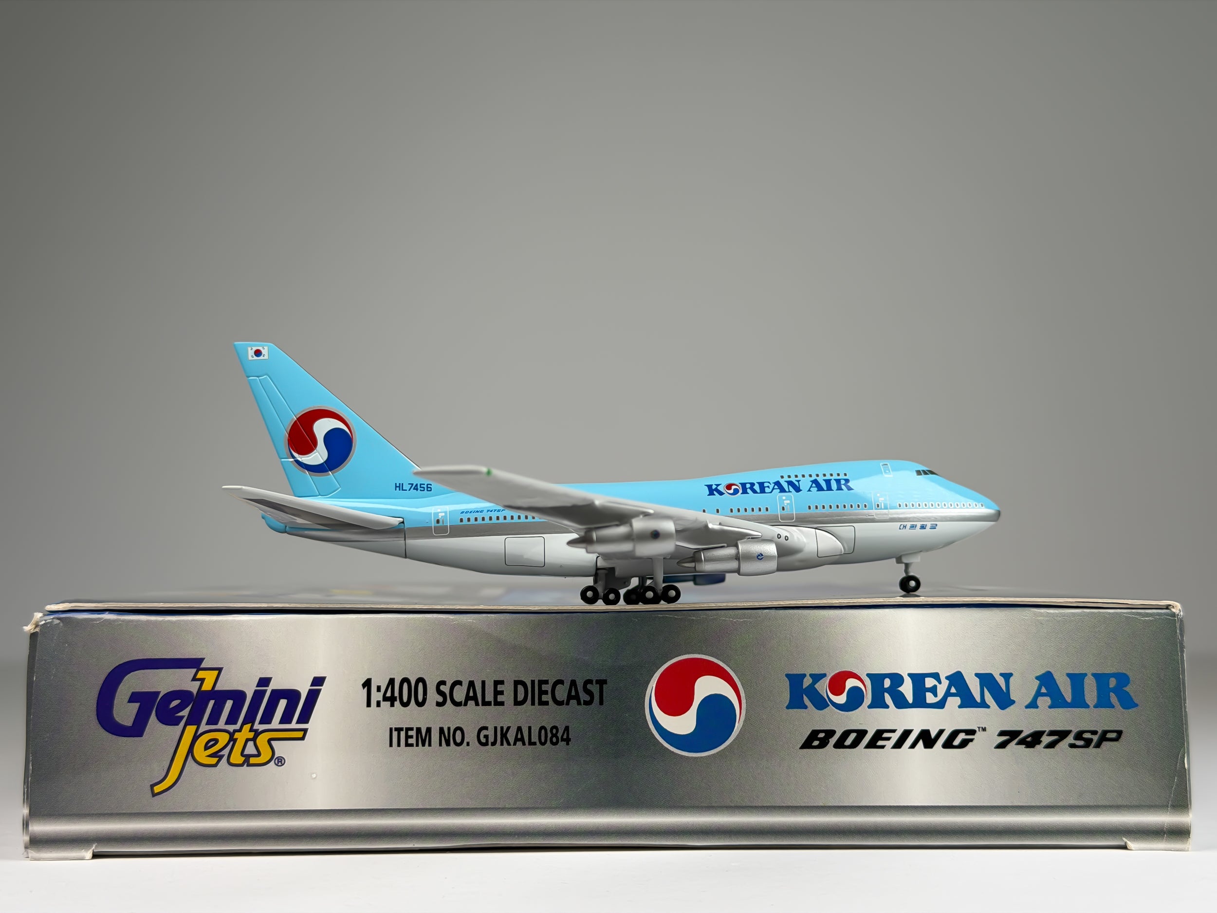 Korean Air Boeing 747SP 1:400 Gemini Jets HL7456 (GJKAL084)