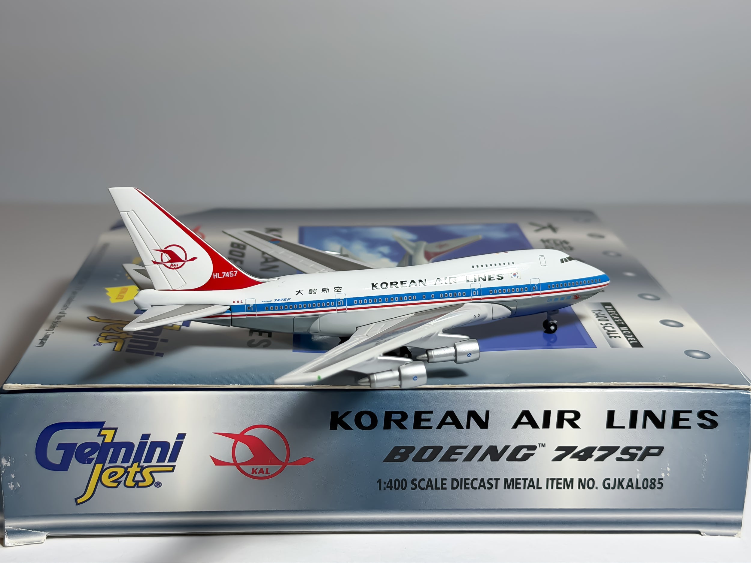 Korean Air Boeing 747SP 1:400 Gemini Jets HL7457 (GJKAL085)