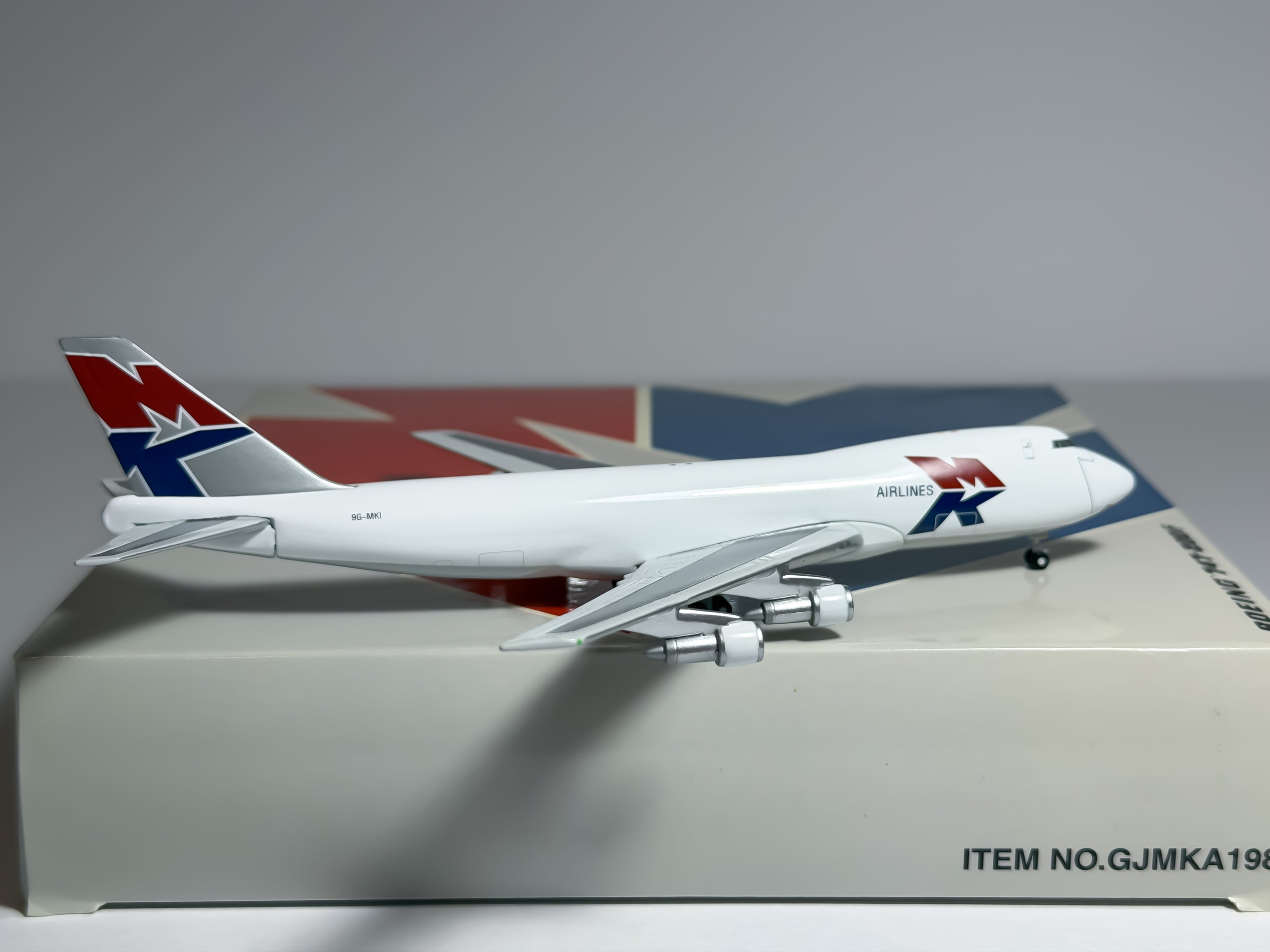 MK Airlines Boeing 747-200F 1:400 Gemini Jets 9G-MKI (GJMKA198)