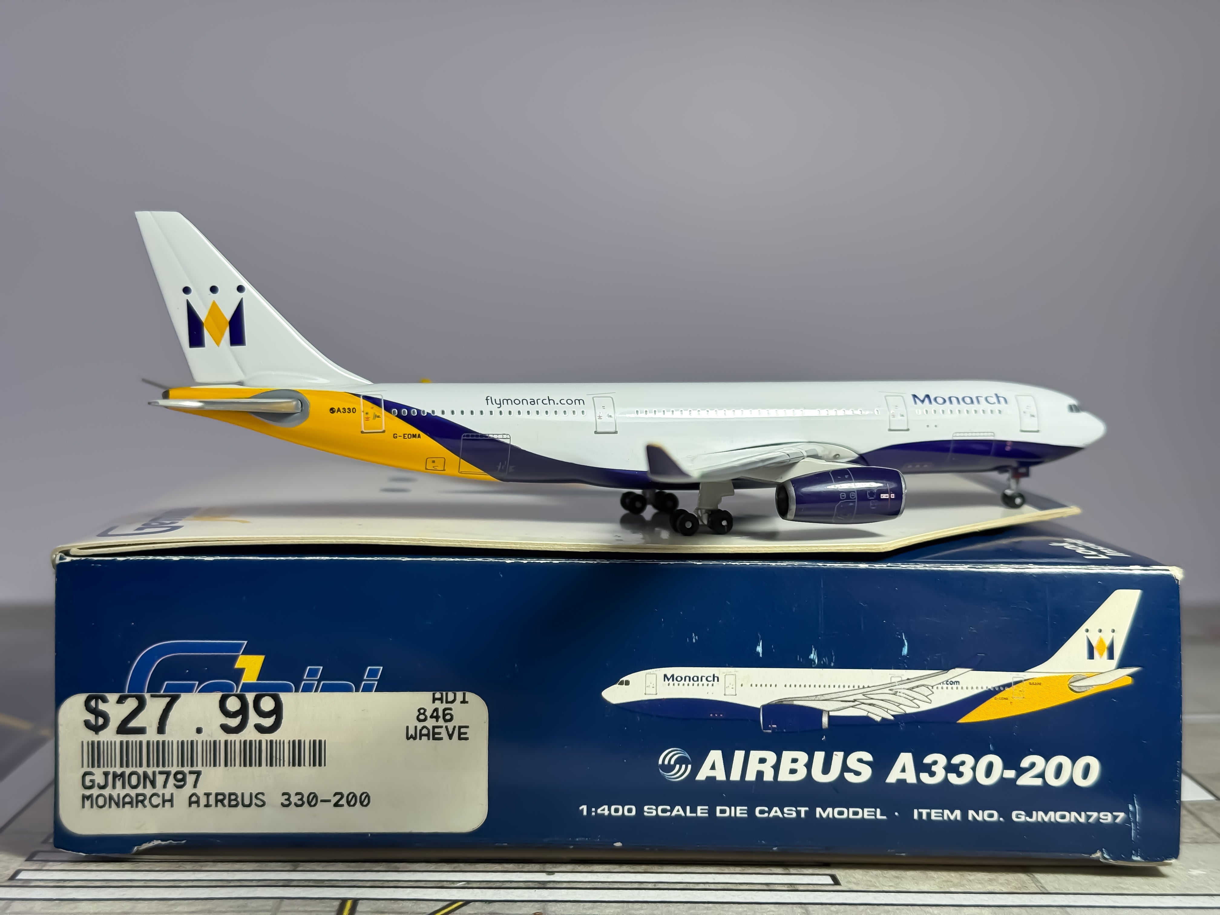 Monarch Airbus A330-200 1:400 Gemini Jets G-EOMA (GJMON797)