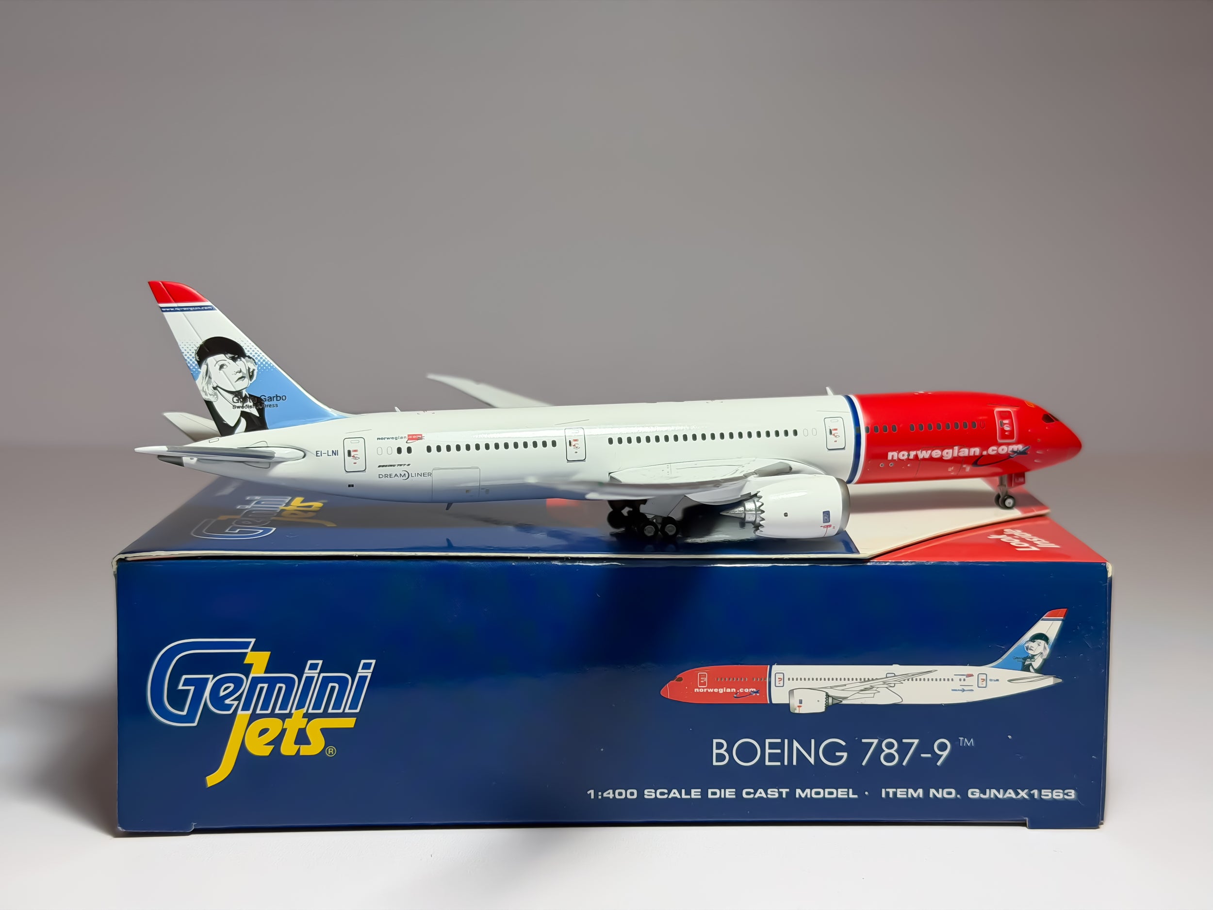 Norwegian Boeing 787-9 1:400 Gemini Jets EI-LNI (GJNAX1563)
