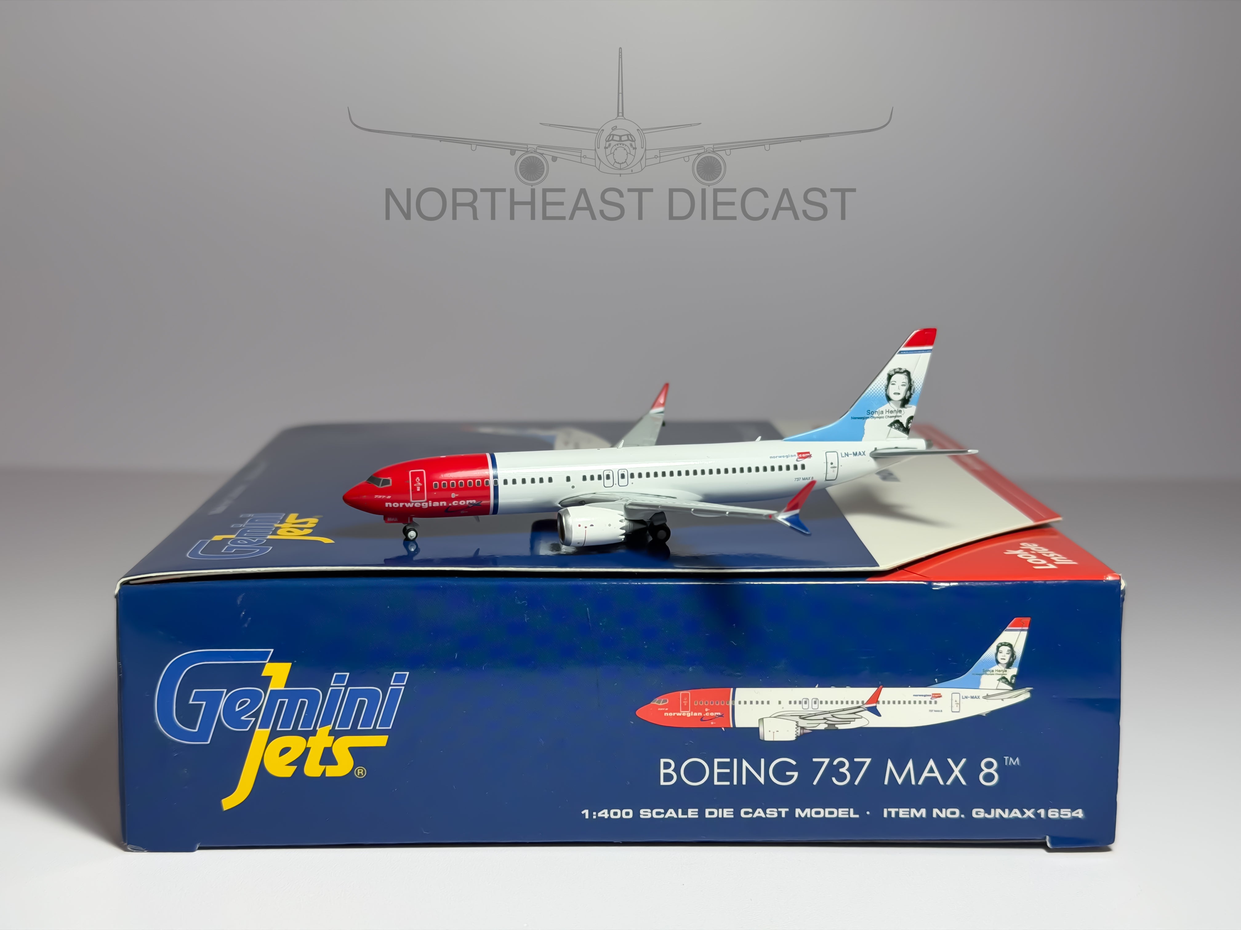 Norwegian Boeing 737 MAX 8 1:400 Gemini Jets LN-MAX (GJNAX1654)