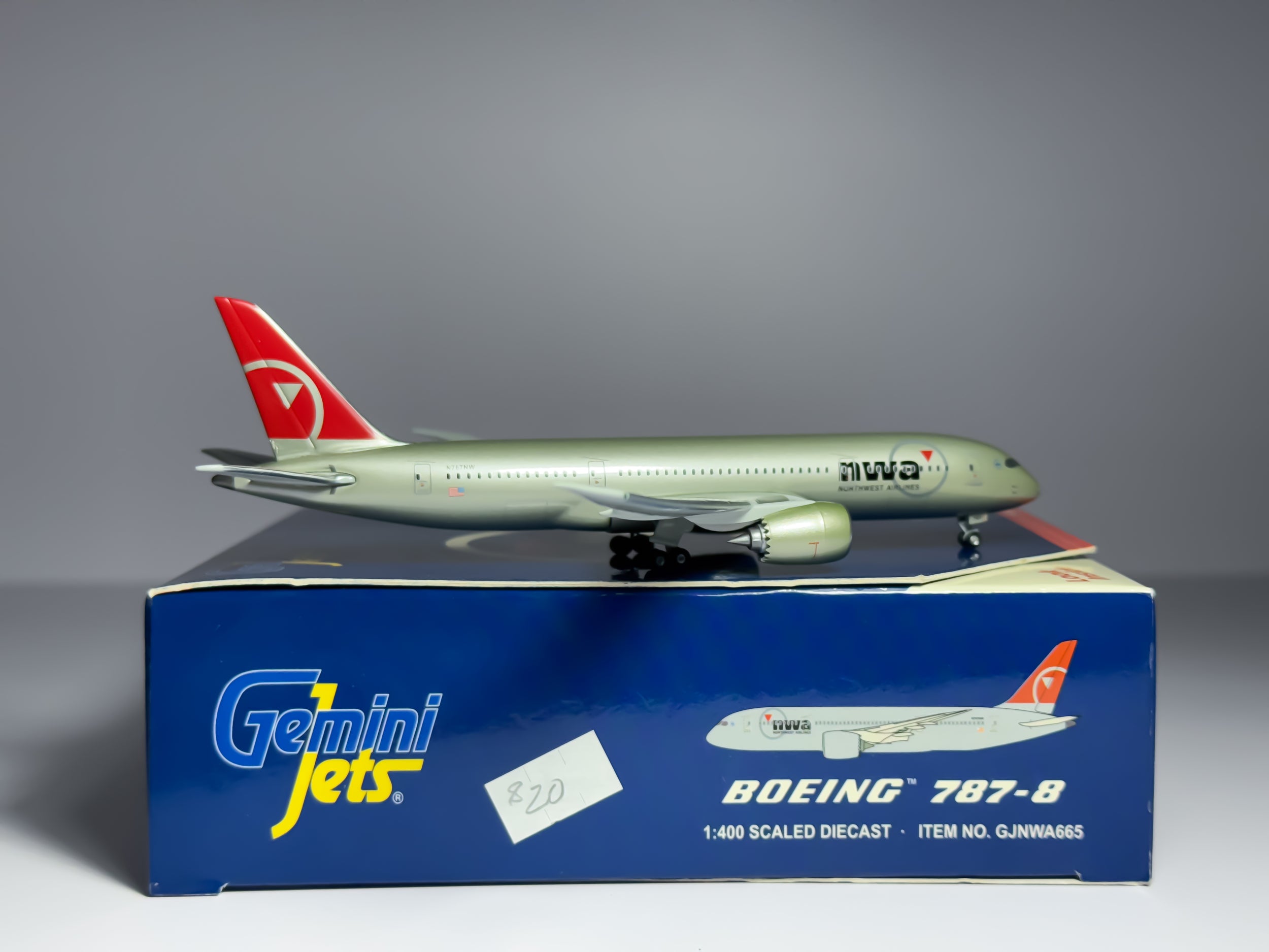 Northwest Airlines Boeing 787-8 1:400 Gemini Jets N787NW (GJNWA665)