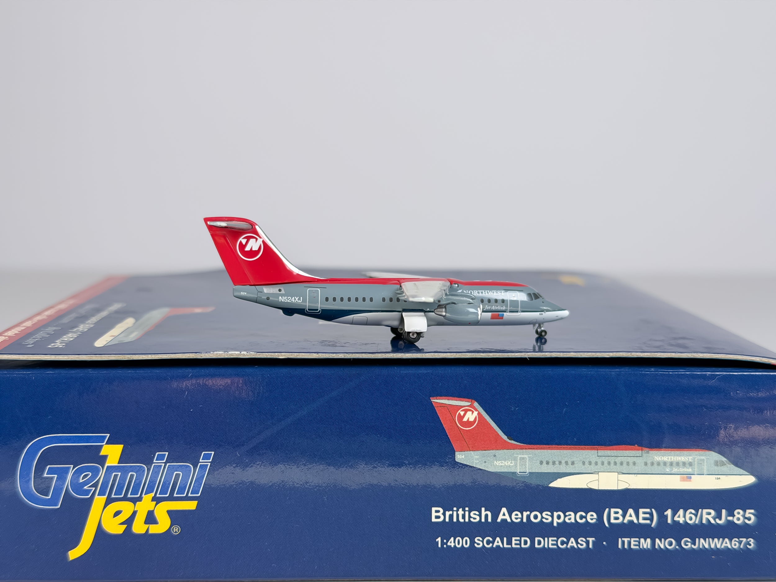 Northwest Airlines BAe 146 (Avro RJ85) 1:400 Gemini Jets N524XJ (GJNWA673)