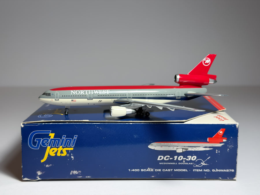 Northwest Airlines McDonnell Douglas DC-10-30 1:400 Gemini Jets N233NW (GJNWA878)