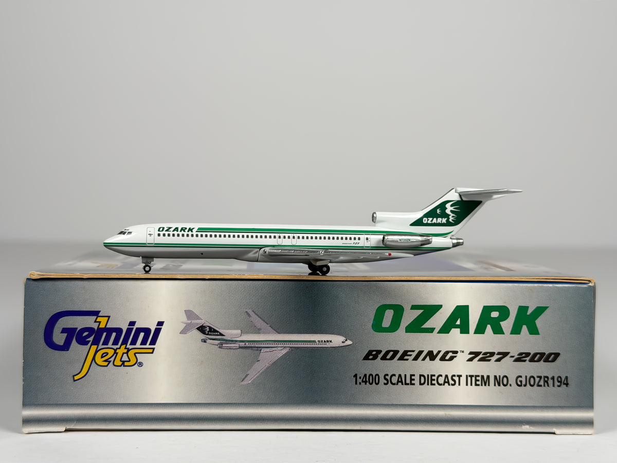 Ozark Airlines Boeing 727-200 1:400 Gemini Jets N720ZK (GJOZR194)