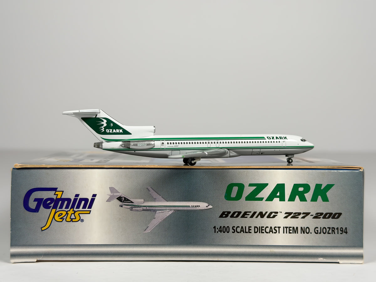 Ozark Airlines Boeing 727-200 1:400 Gemini Jets N720ZK (GJOZR194)