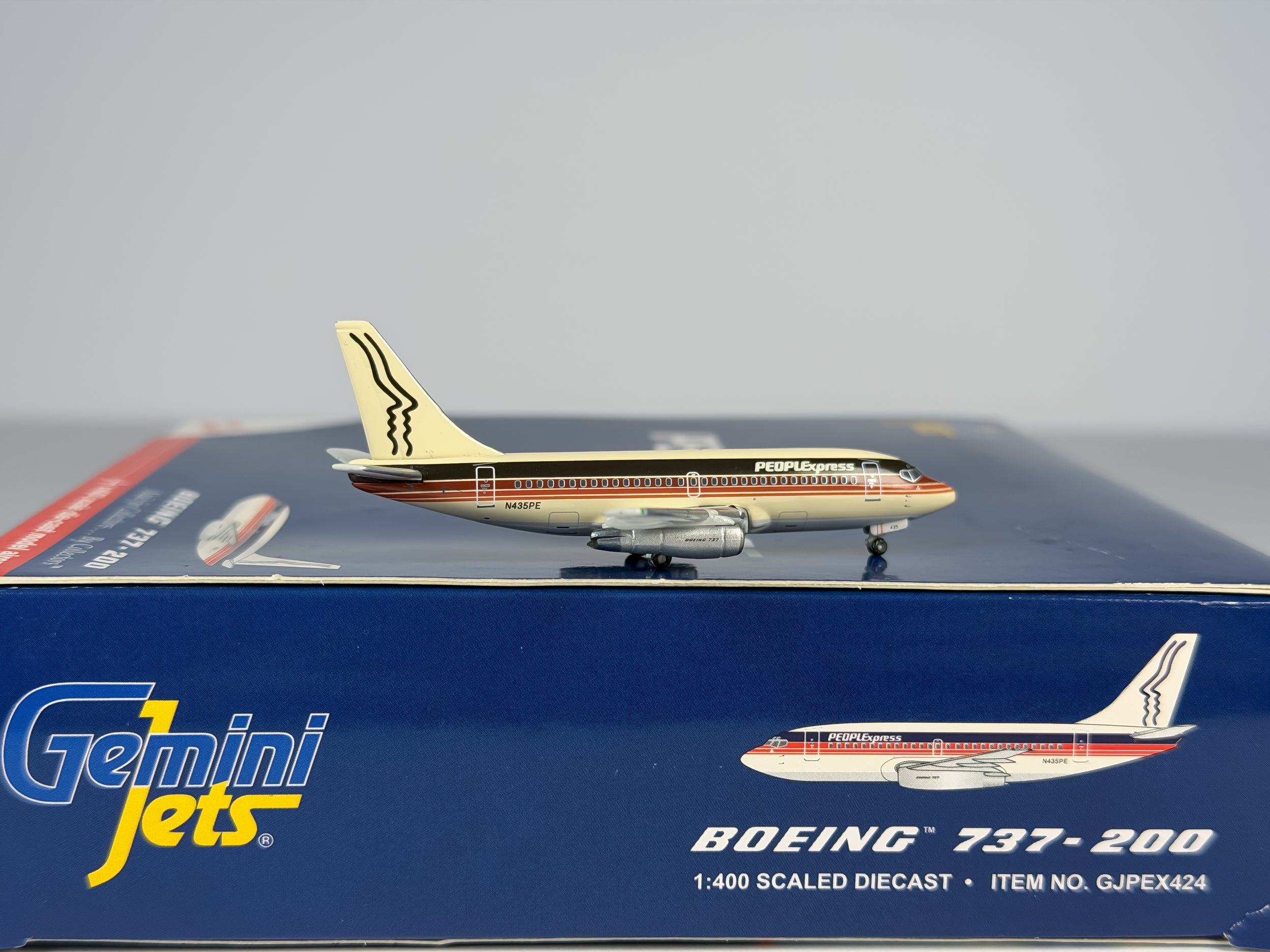 PEOPLExpress Boeing 737-200 1:400 Gemini Jets N435PE (GJPEX424)