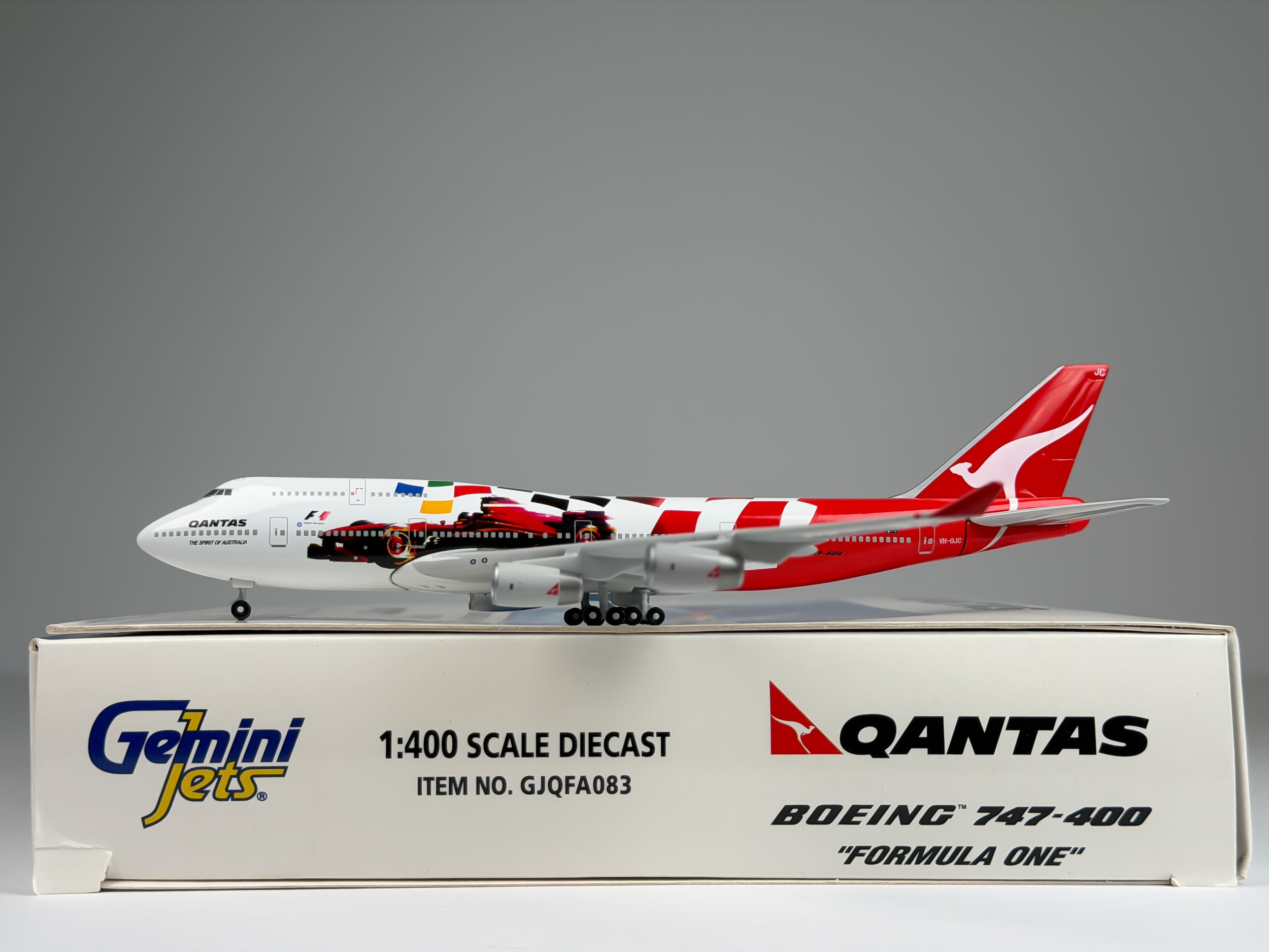 Qantas Airways Boeing 747-400 1:400 Gemini Jets VH-OJC (GJQFA083)