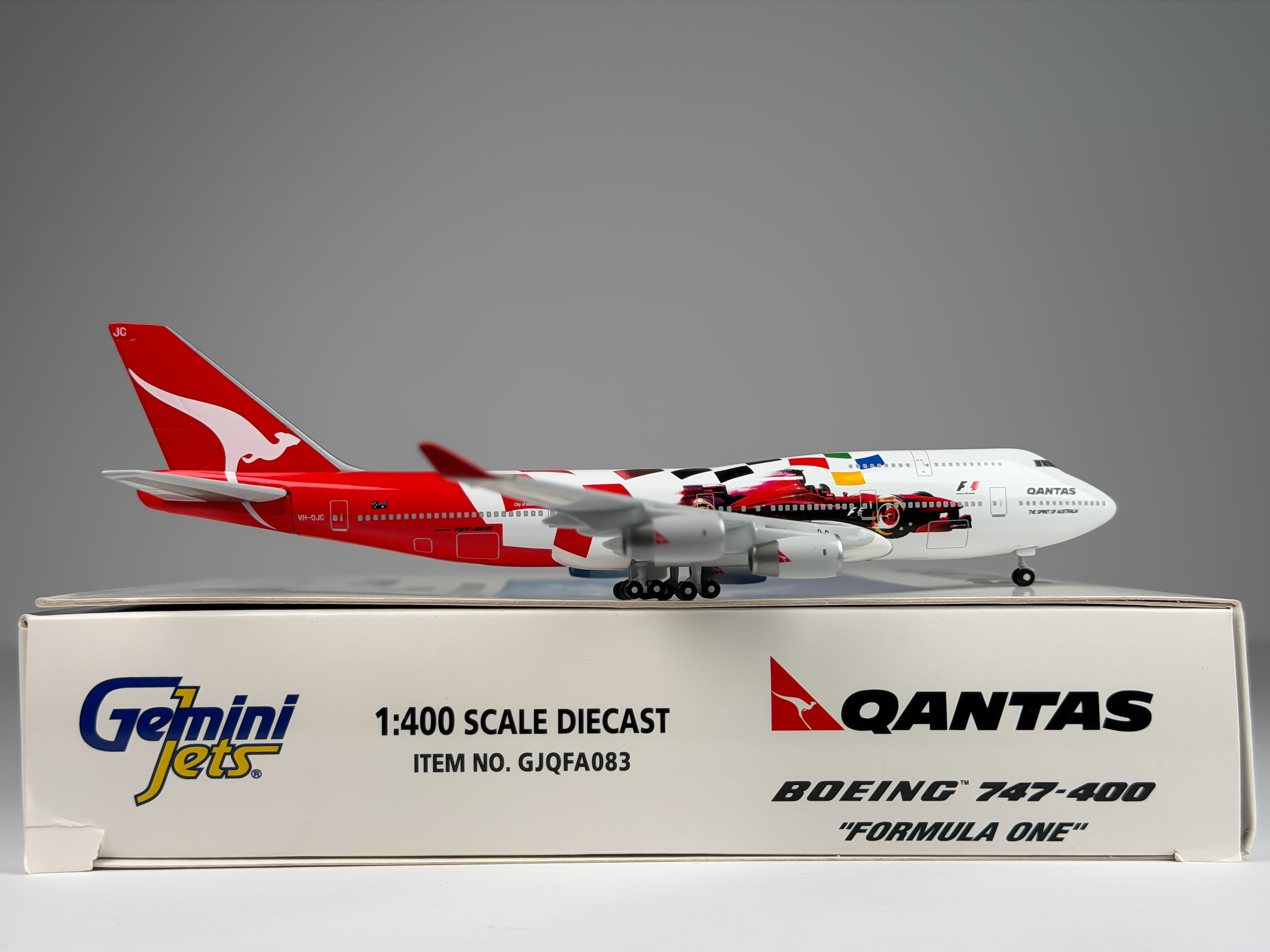 Qantas Airways Boeing 747-400 1:400 Gemini Jets VH-OJC (GJQFA083)