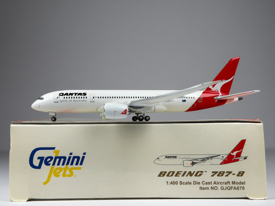 Qantas Airways Boeing 787-8 1:400 Gemini Jets VH-VQJ (GJQFA670)