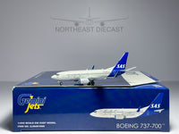 Scandinavian Airlines (SAS) Boeing 737-700 1:400 Gemini Jets SE-RJX (GJSAS1988)