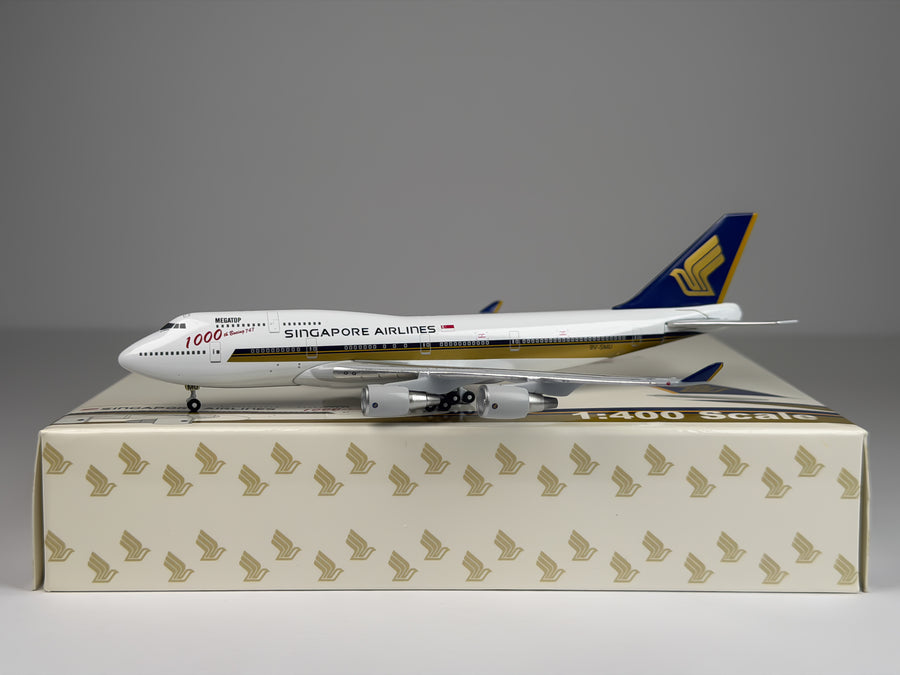 Singapore Airlines Boeing 747-400 1:400 Gemini Jets 9V-SMU (GJSIA301)
