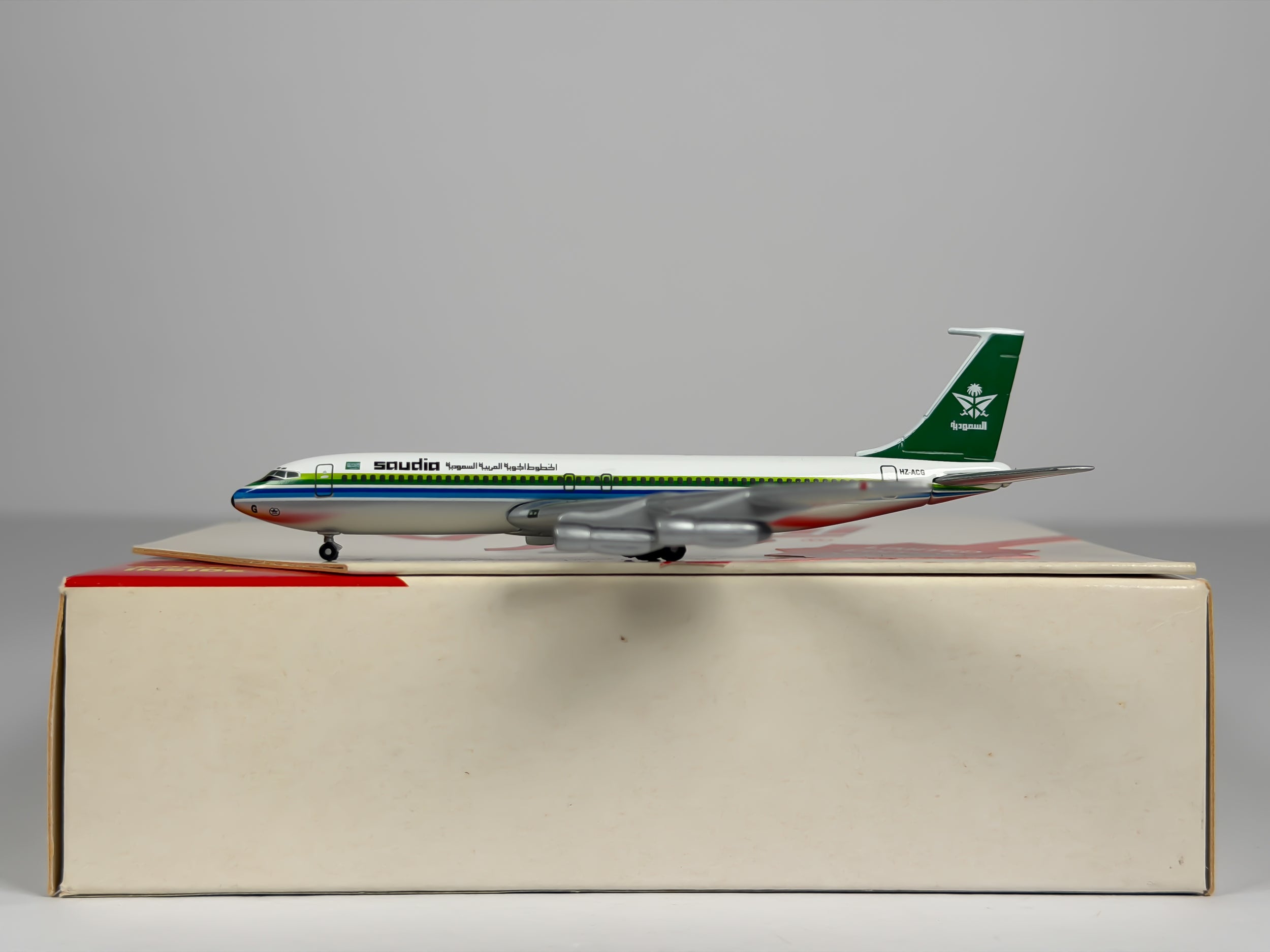 Saudia Boeing 707-300 1:400 Gemini Jets HZ-ACG (GJSVA028)