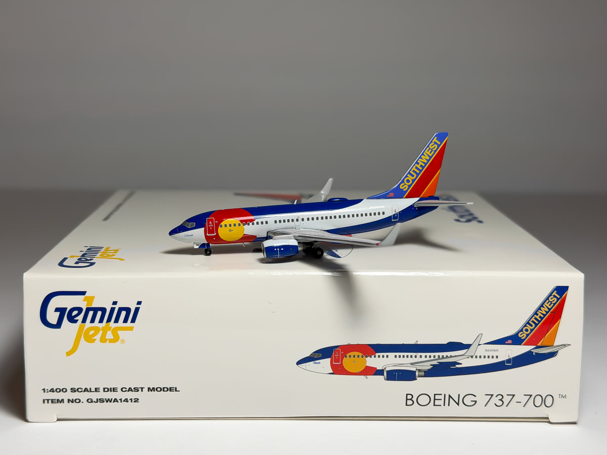 Southwest Airlines Boeing 737-700 1:400 Gemini Jets N230WN (GJSWA1412)