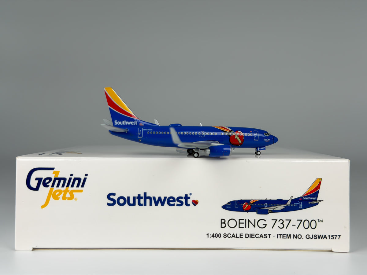 Southwest Airlines Boeing 737-700 1:400 Gemini Jets N409WN (GJSWA1577)